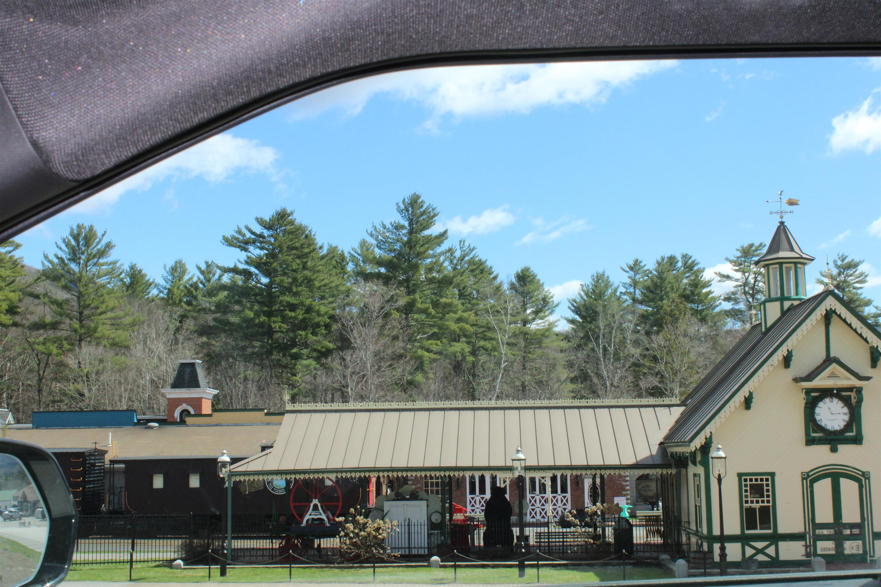 main property photo 45