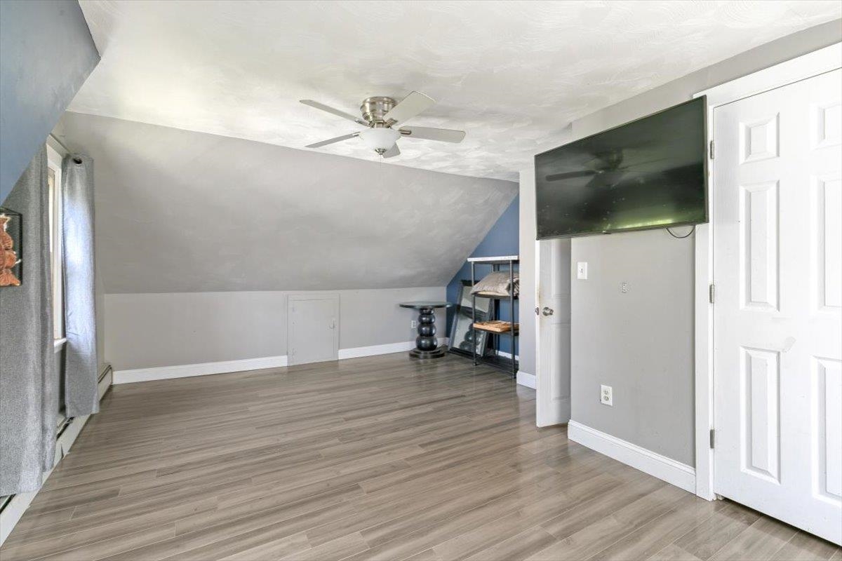 property viewer photo 20