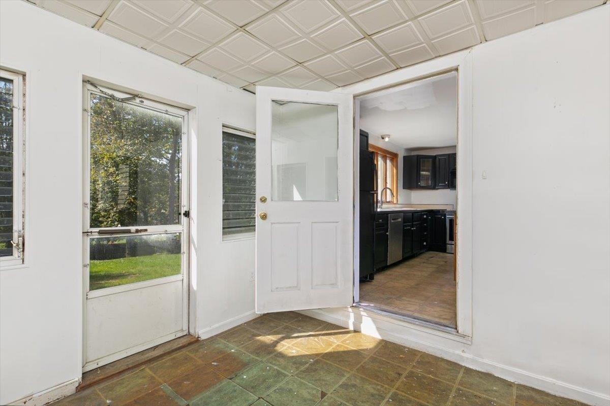 property viewer photo 3
