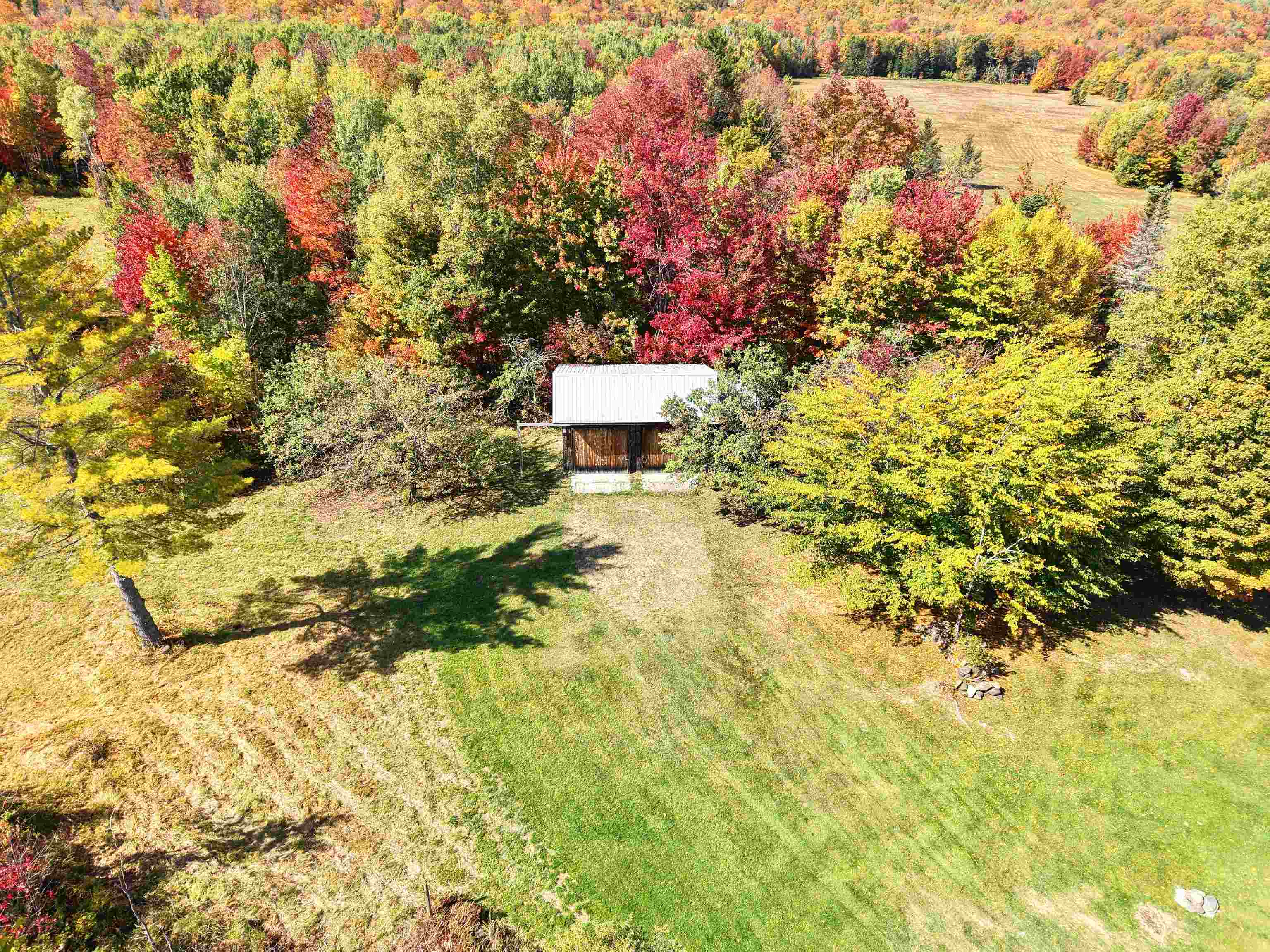 main property photo 36
