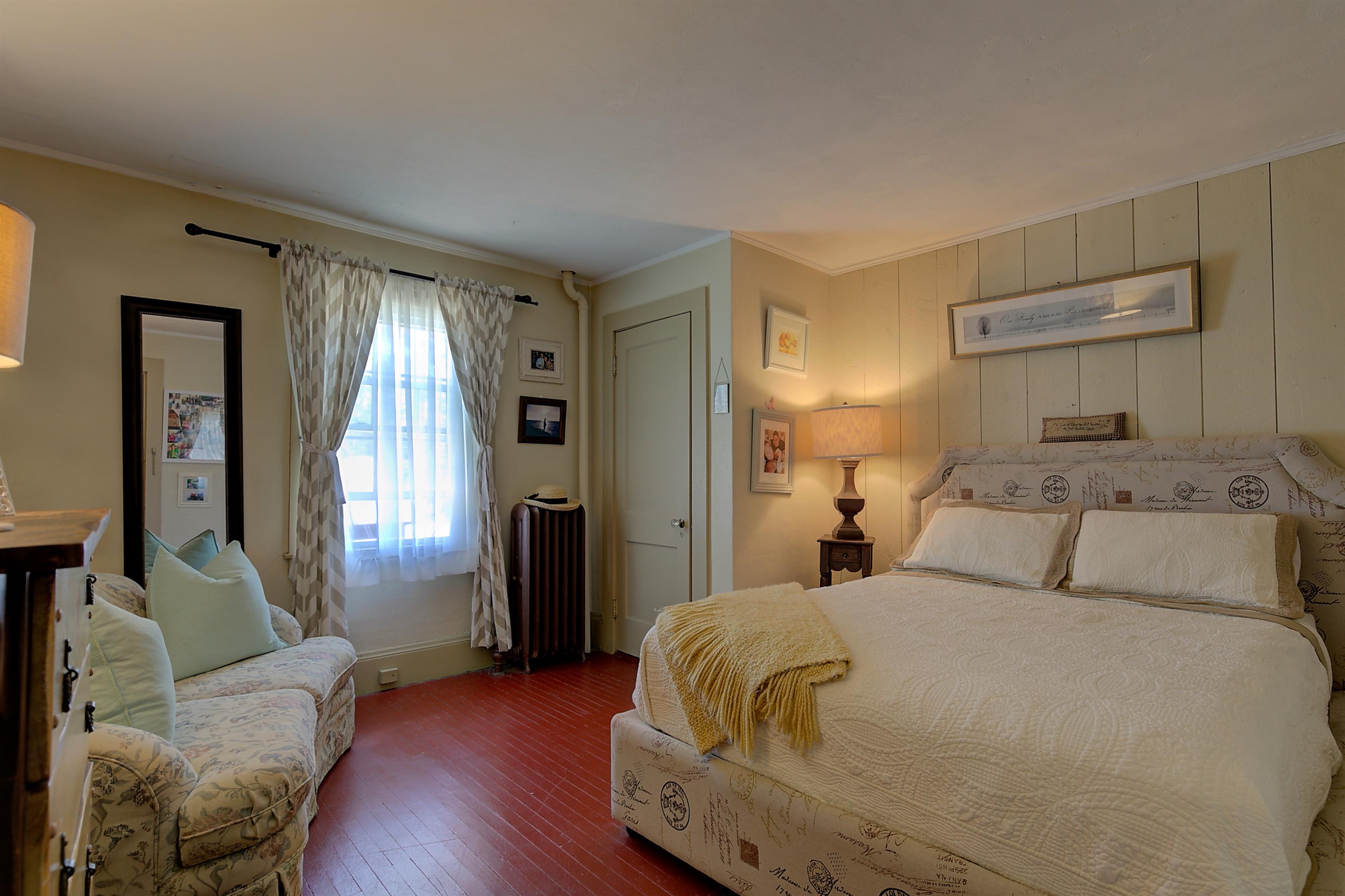 main property photo 34