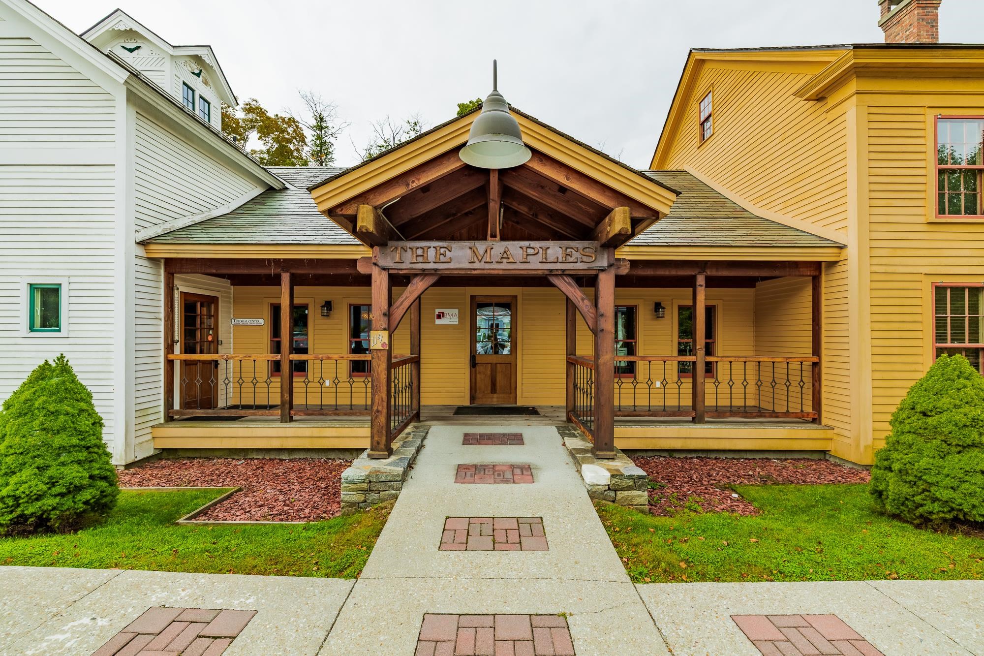 main property photo 14