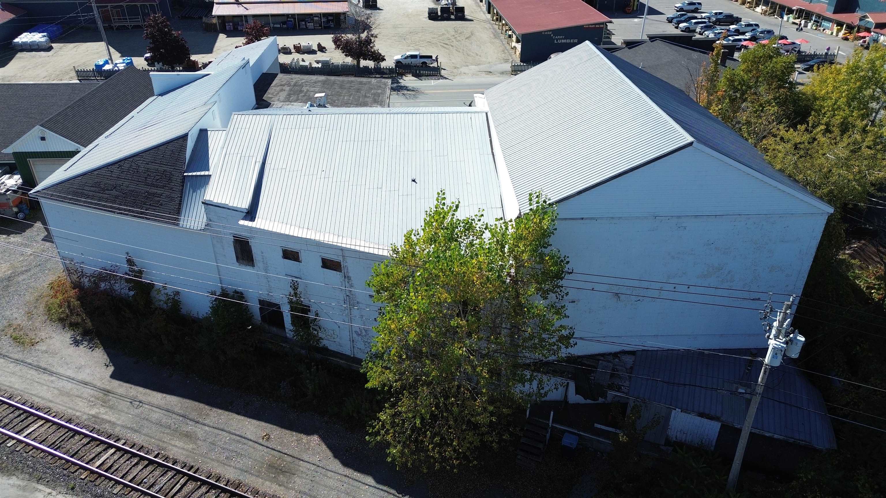 main property photo 20