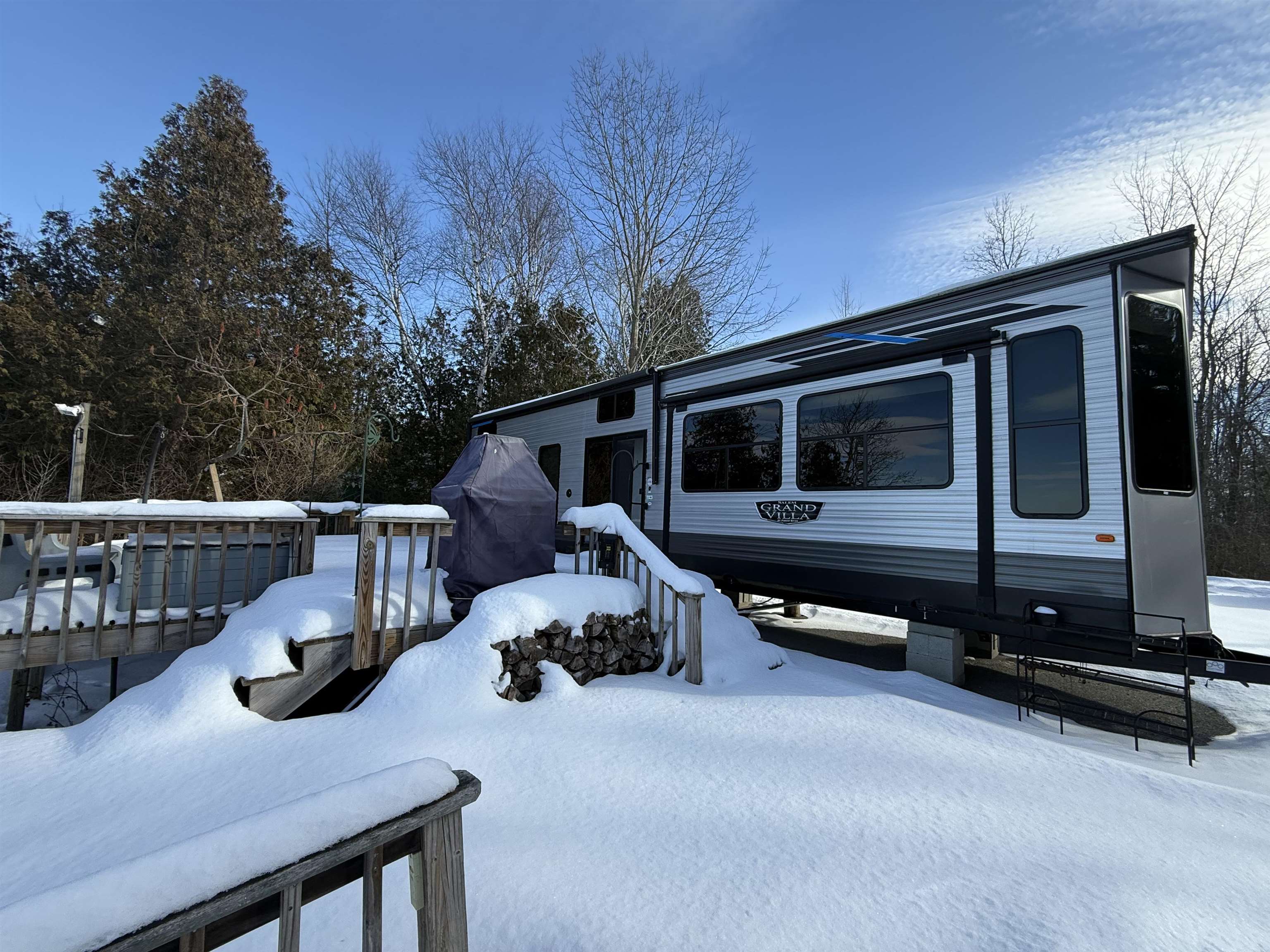 main property photo 48