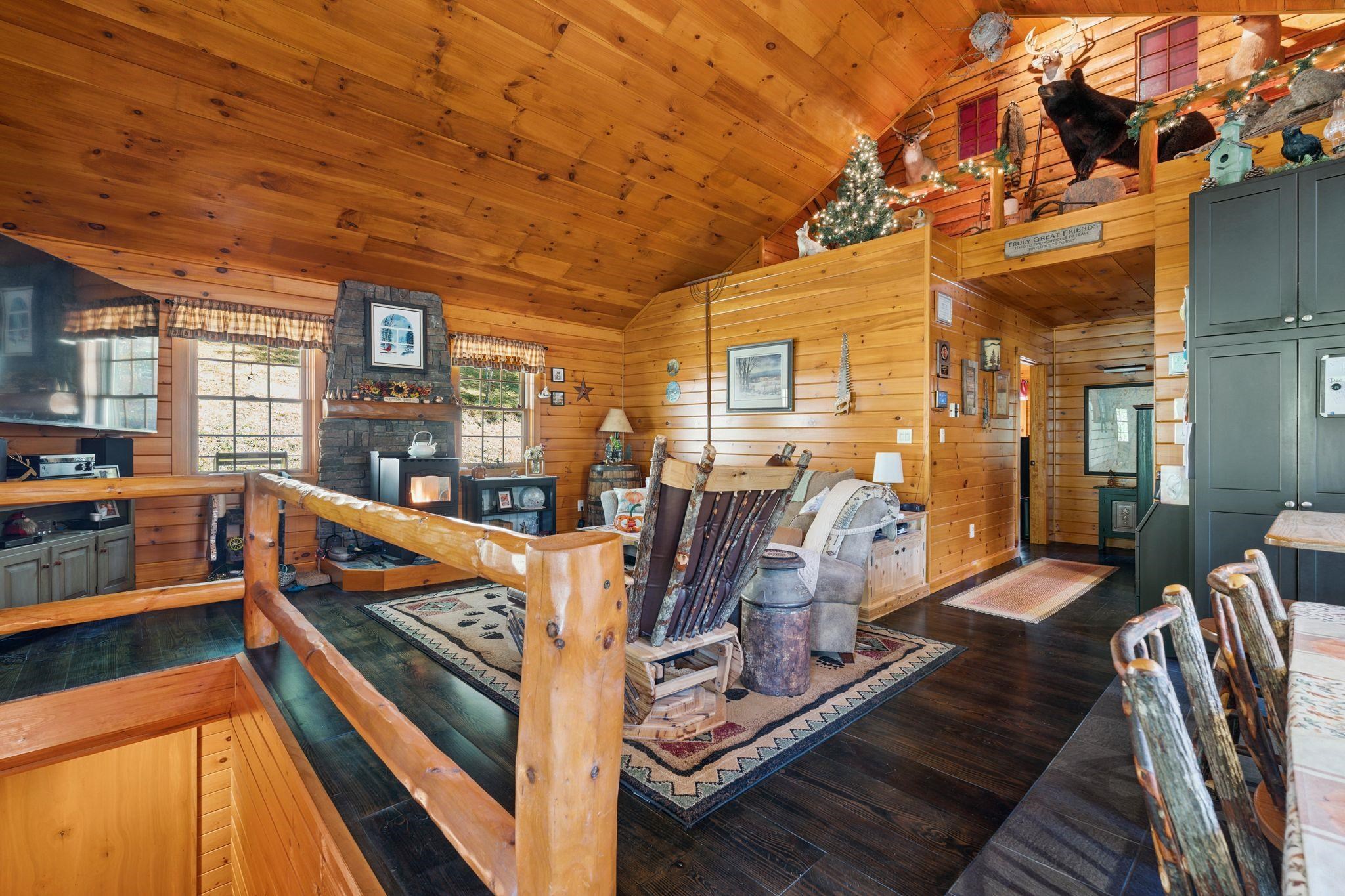 property viewer photo 25
