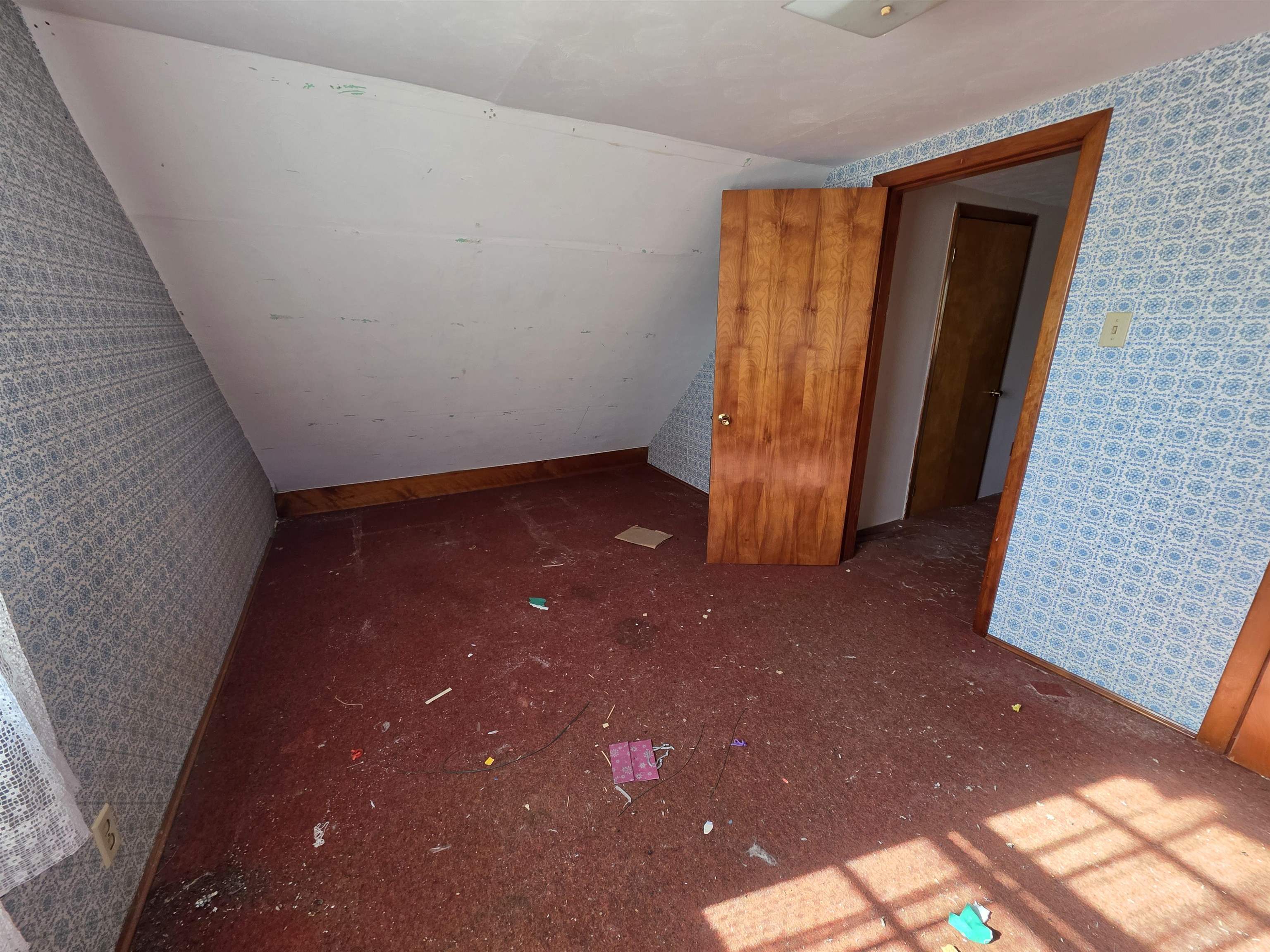 property viewer photo 16