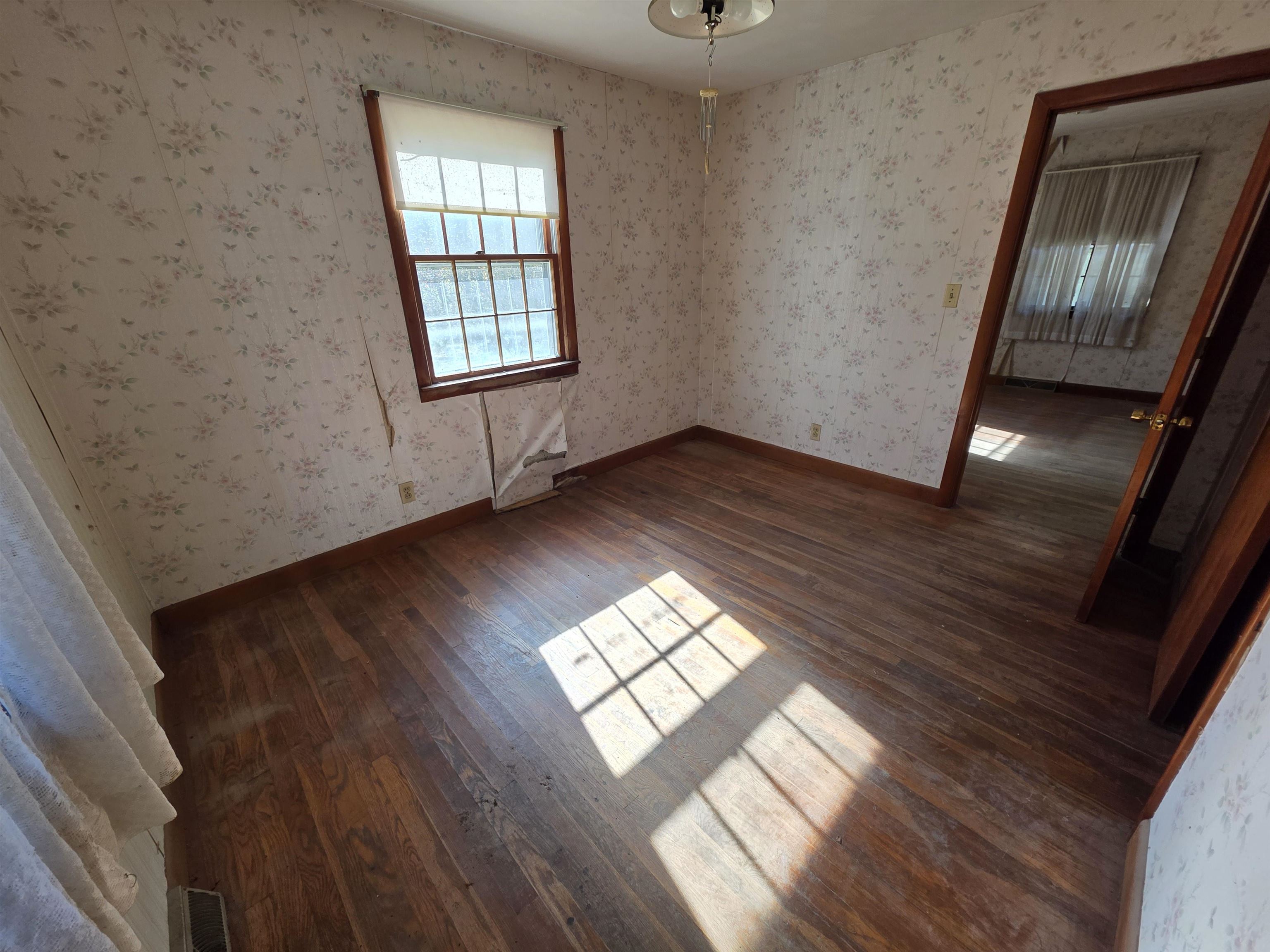 property viewer photo 23