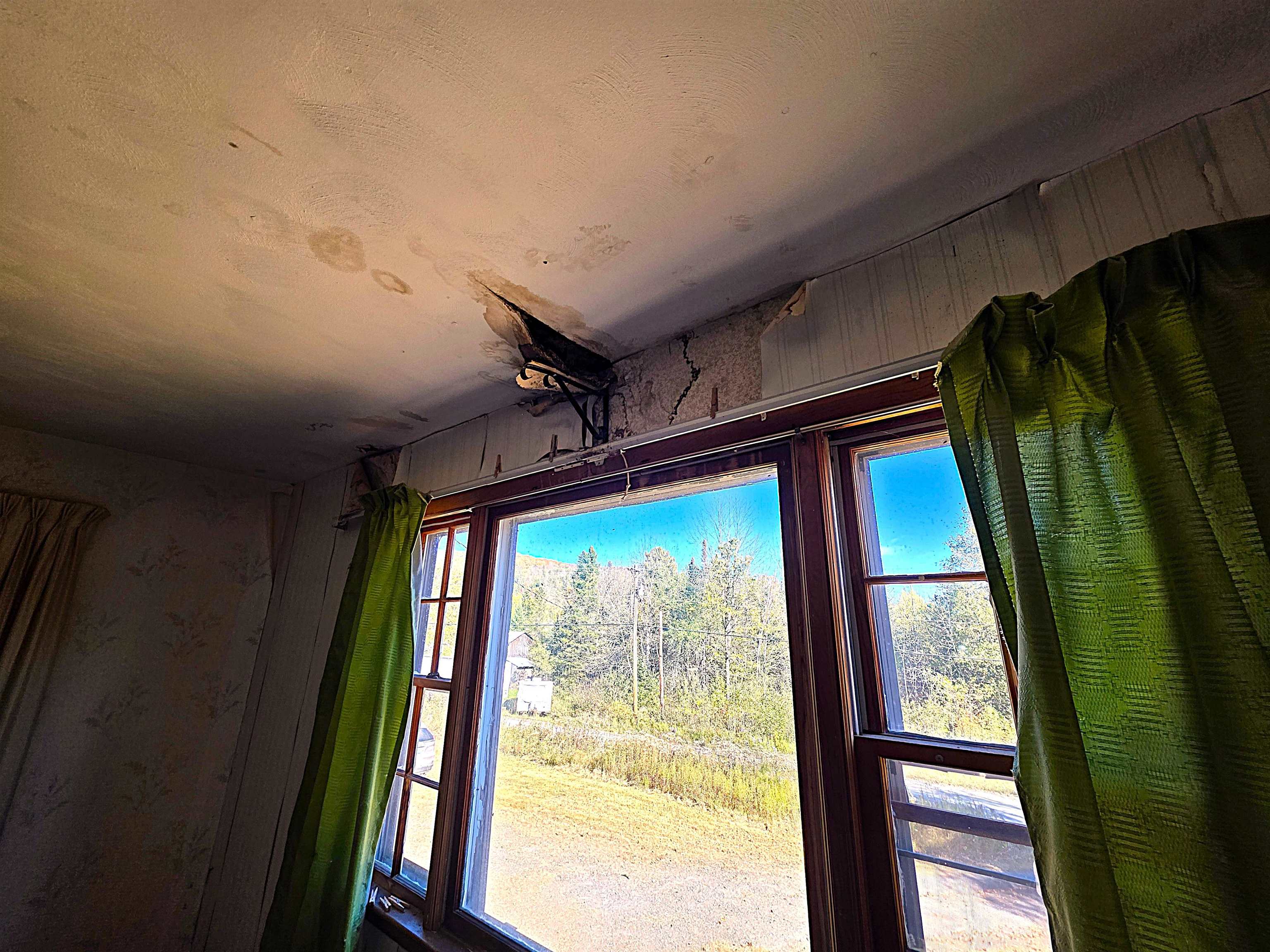 property viewer photo 25