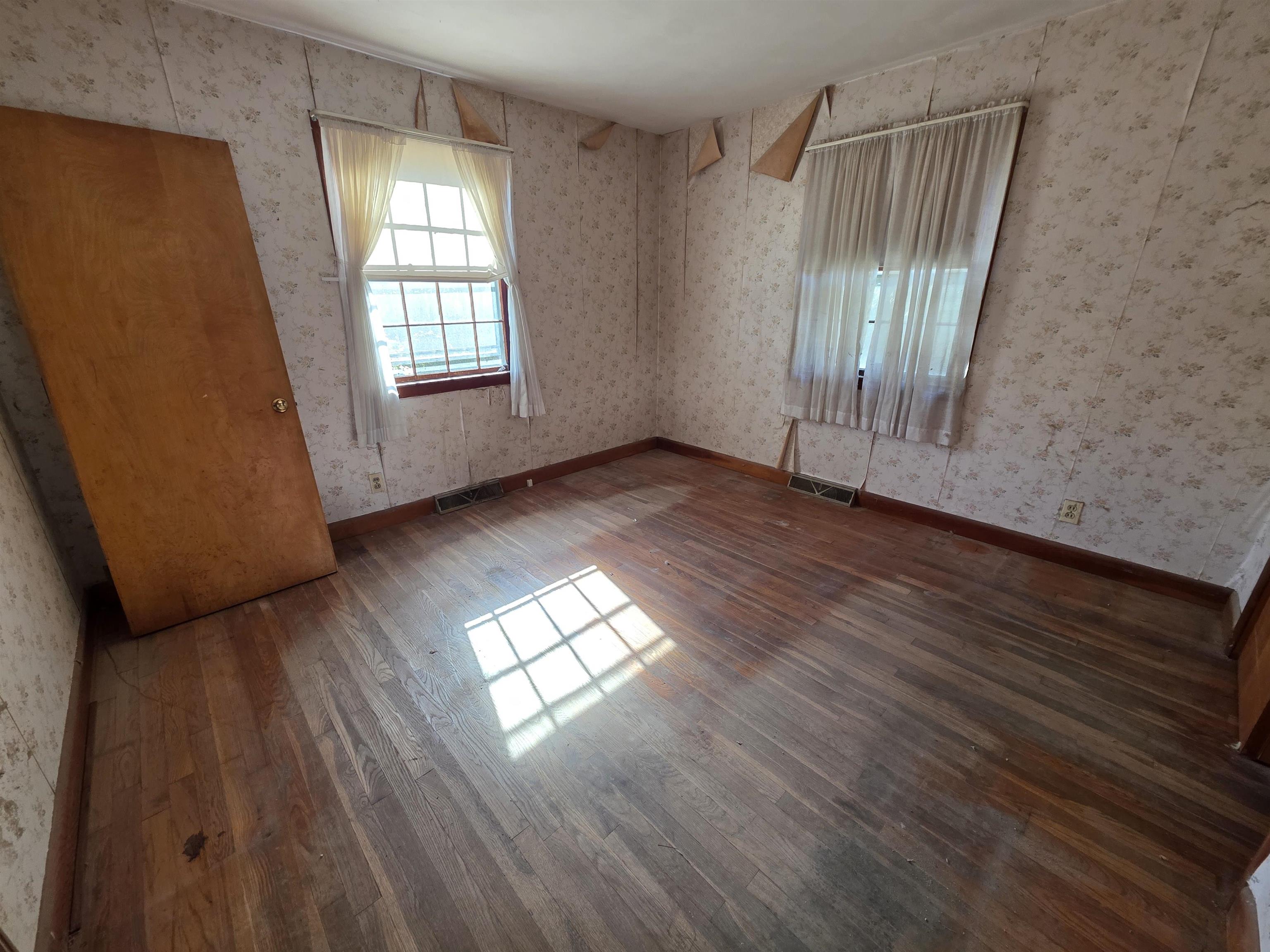 property viewer photo 26