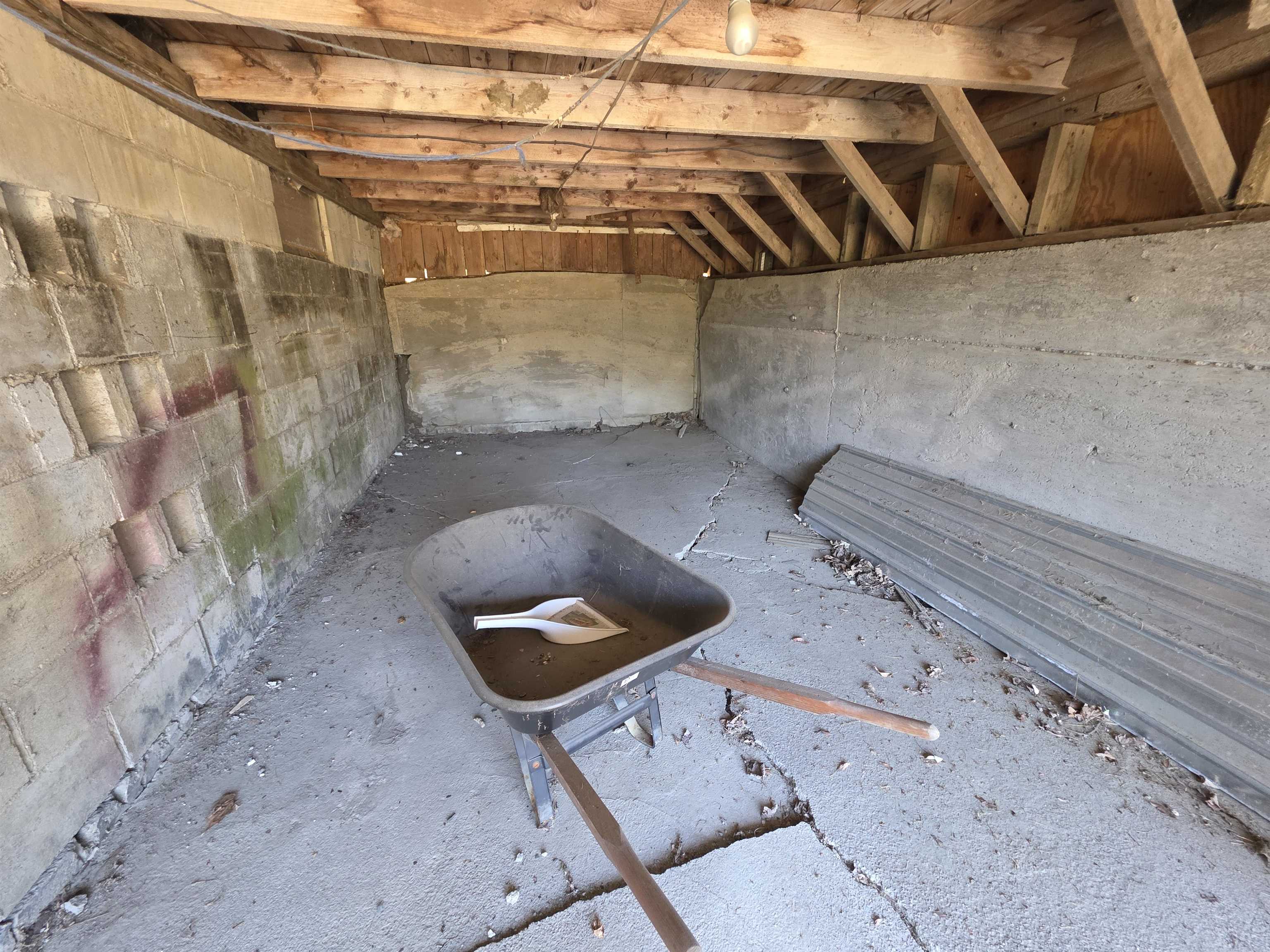property viewer photo 38
