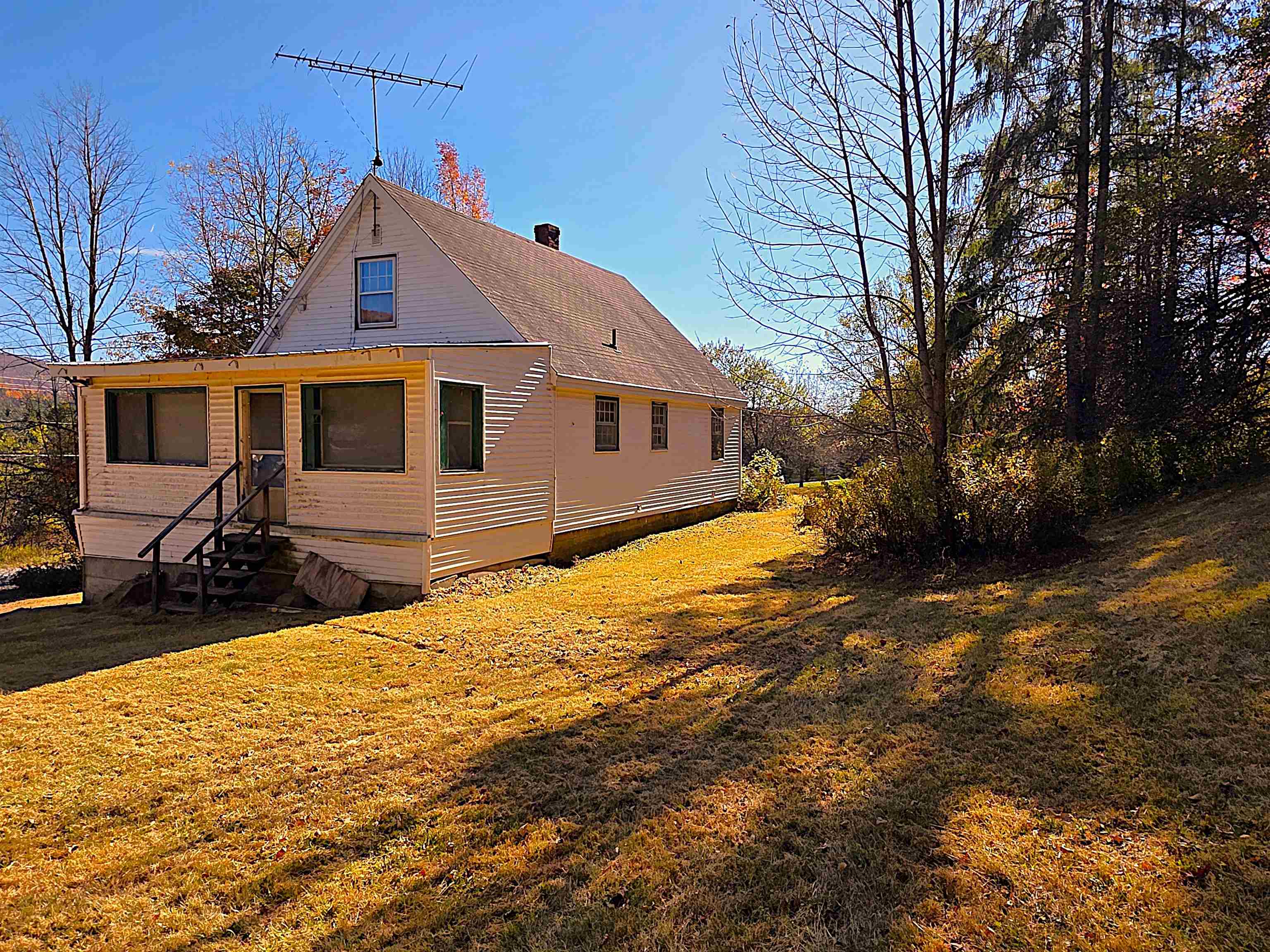 property viewer photo 4