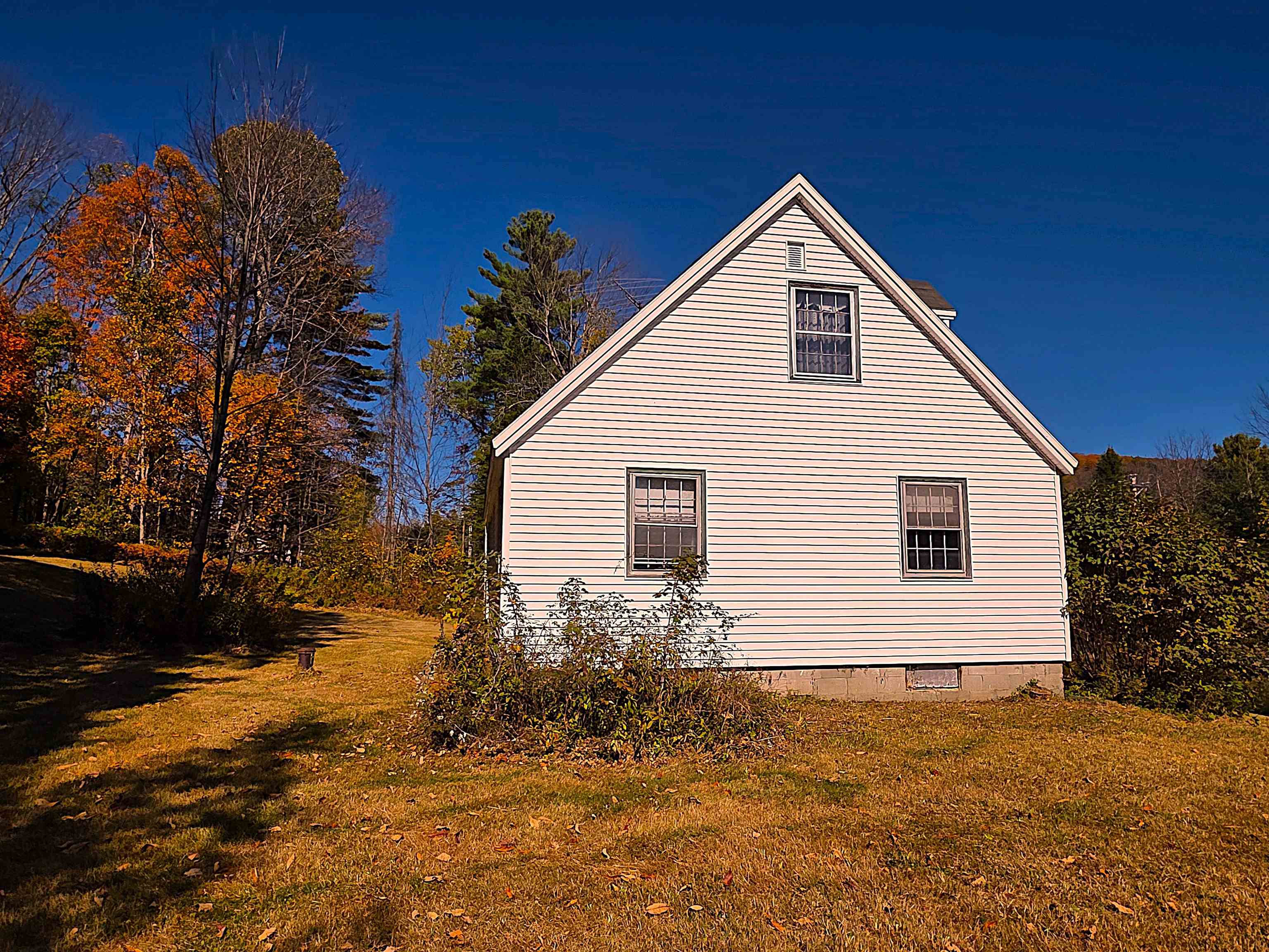 property viewer photo 9