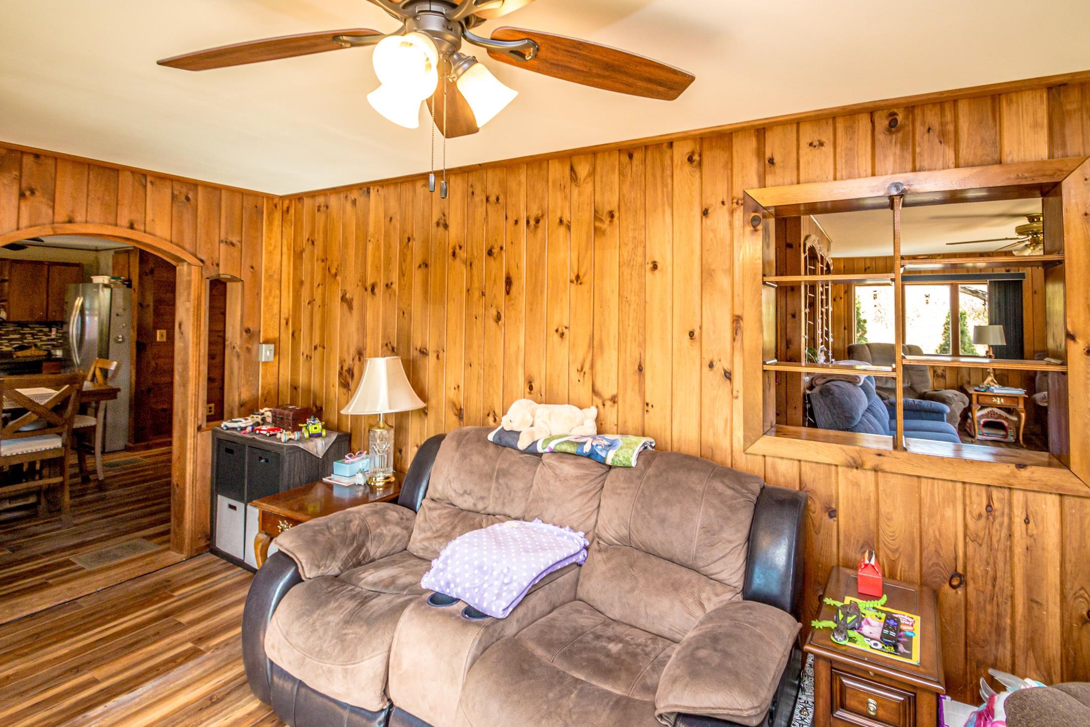 property viewer photo 16