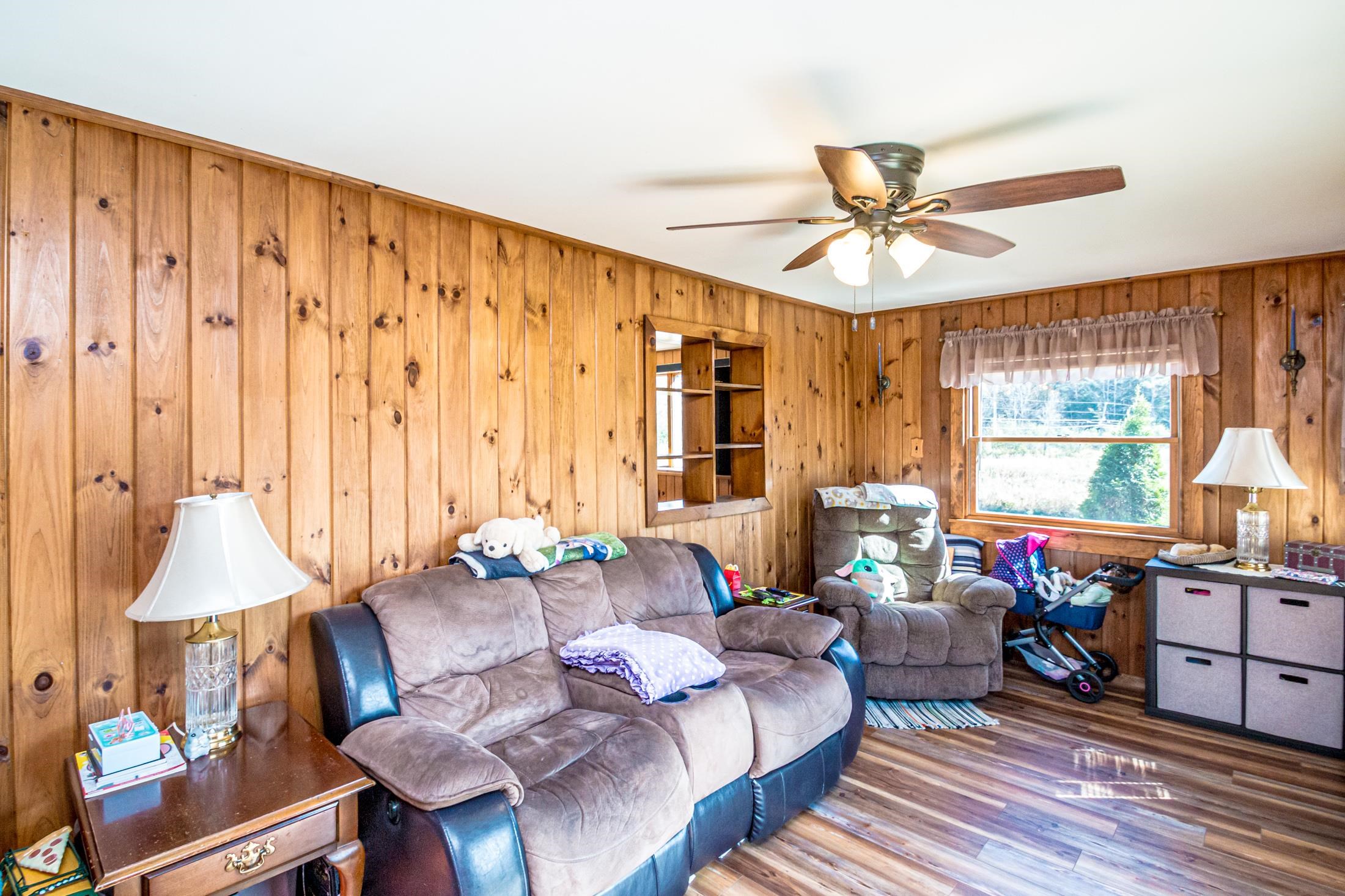 property viewer photo 18
