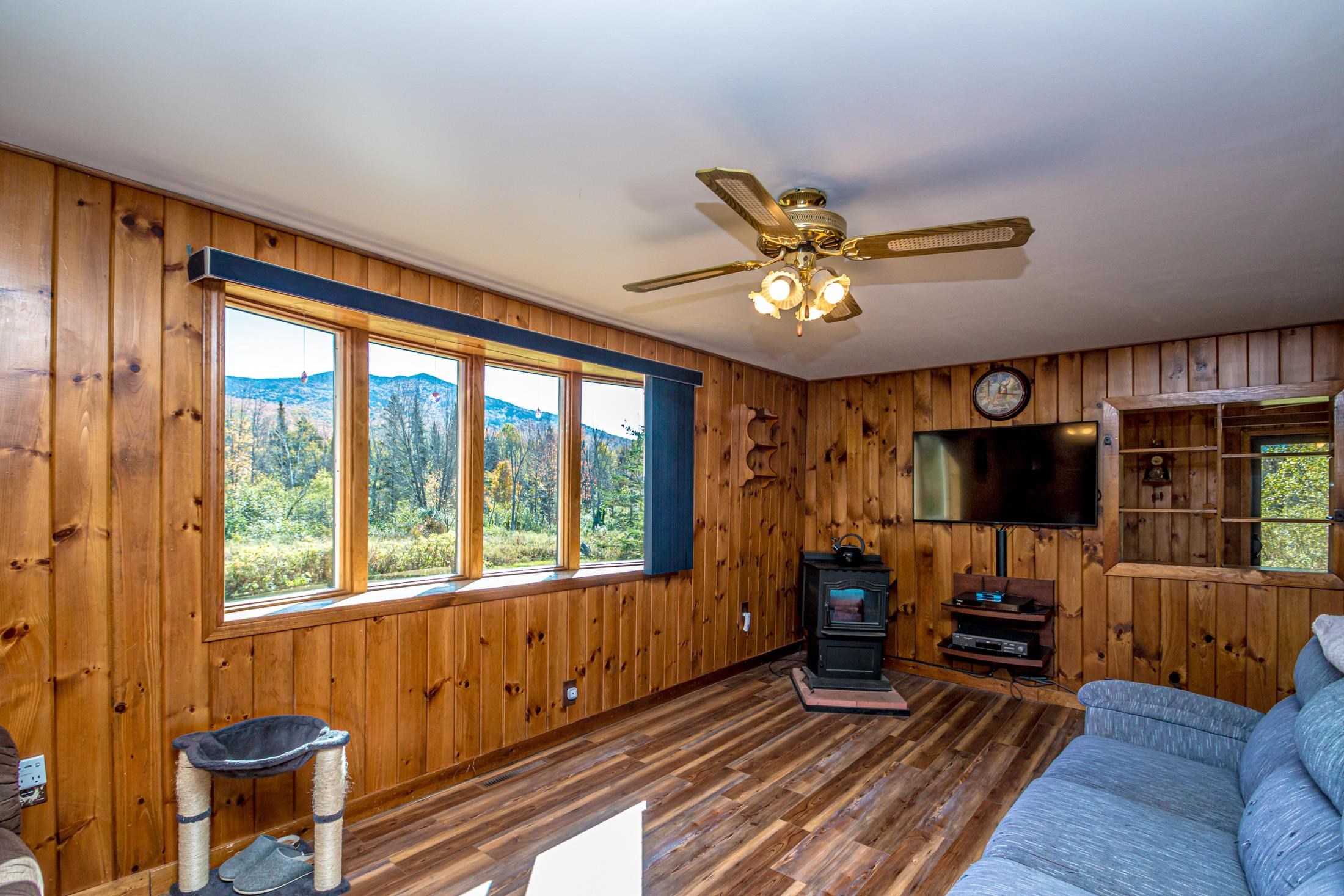 property viewer photo 24