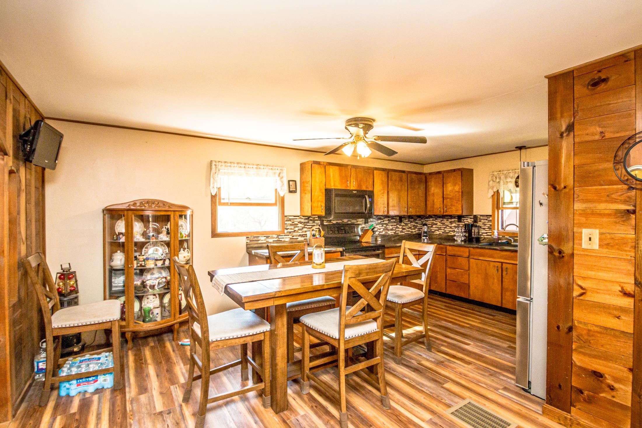 property viewer photo 9