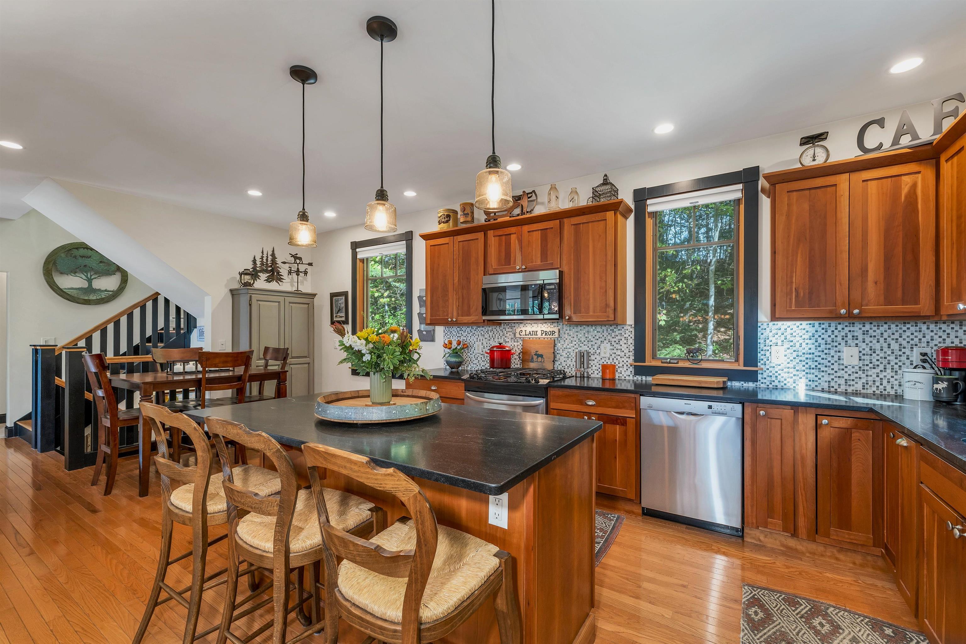 property viewer photo 10