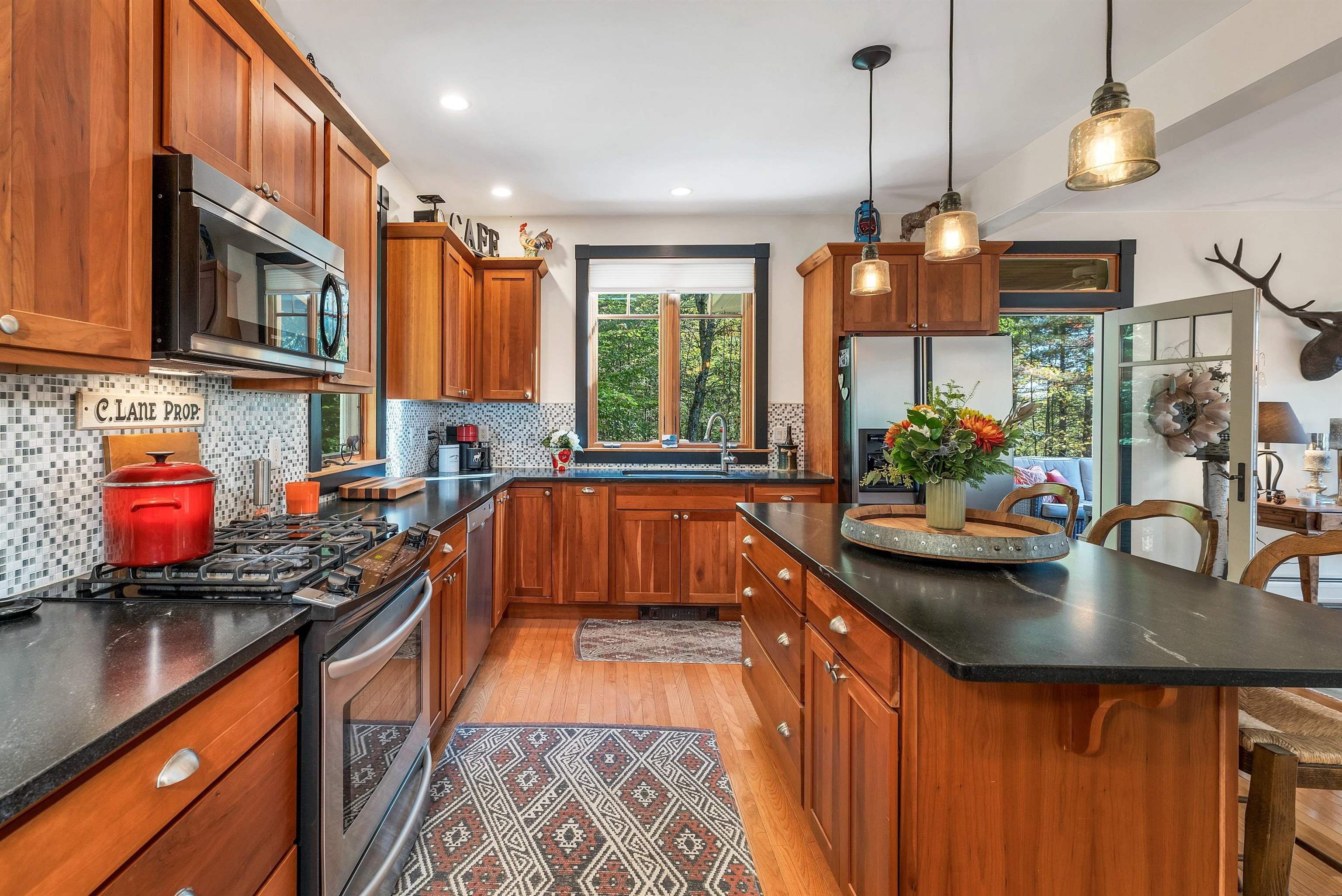 property viewer photo 11