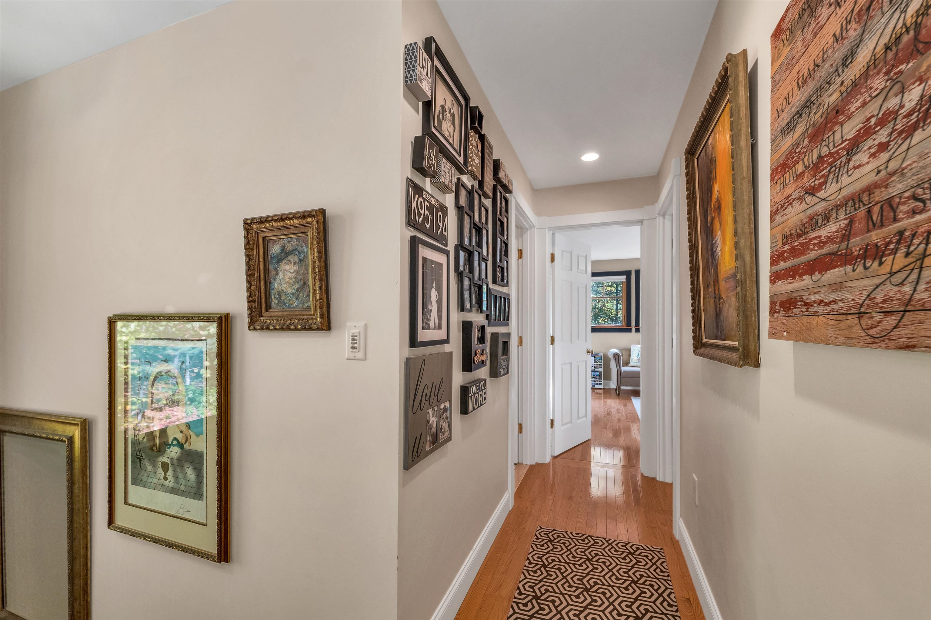 property viewer photo 36