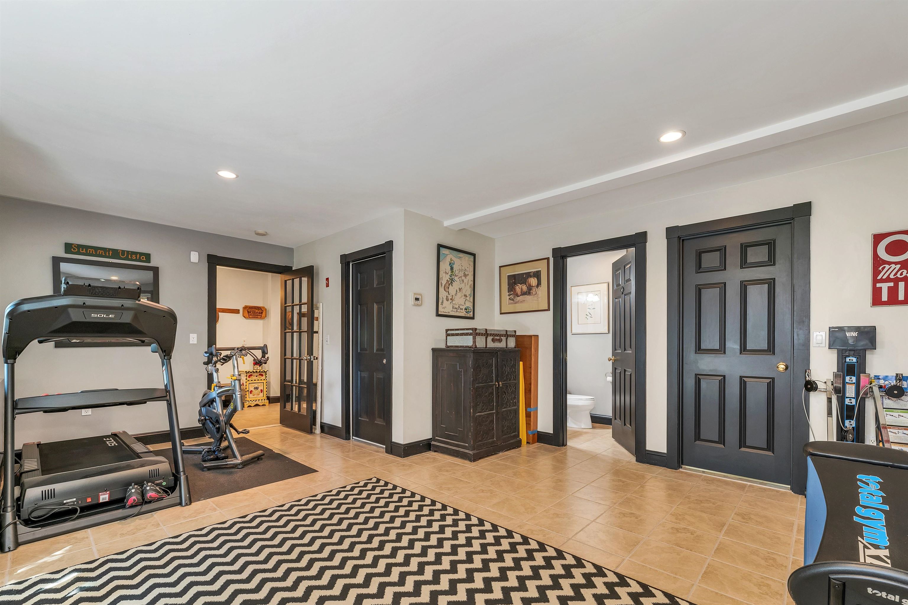 property viewer photo 48