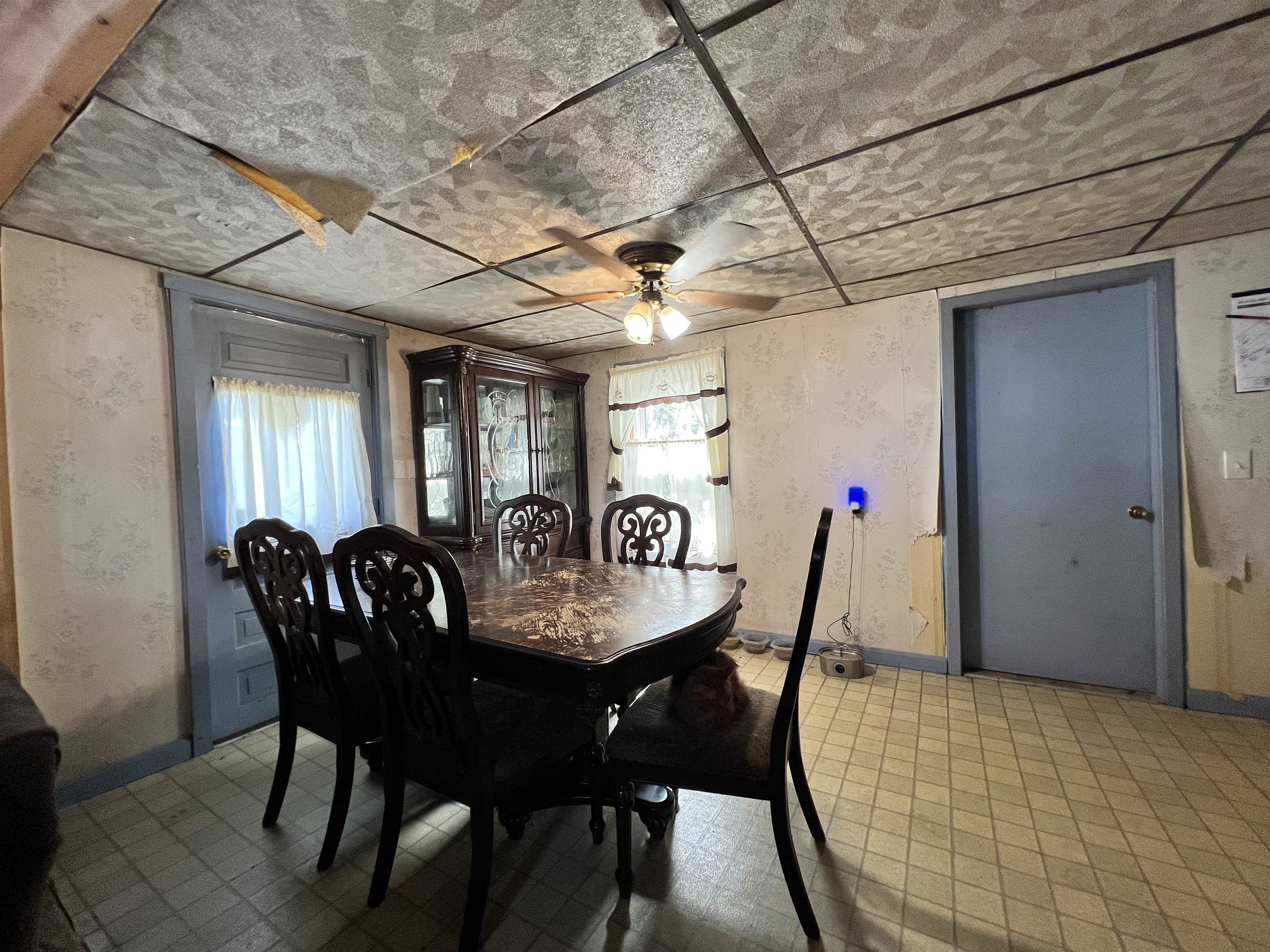 property viewer photo 7