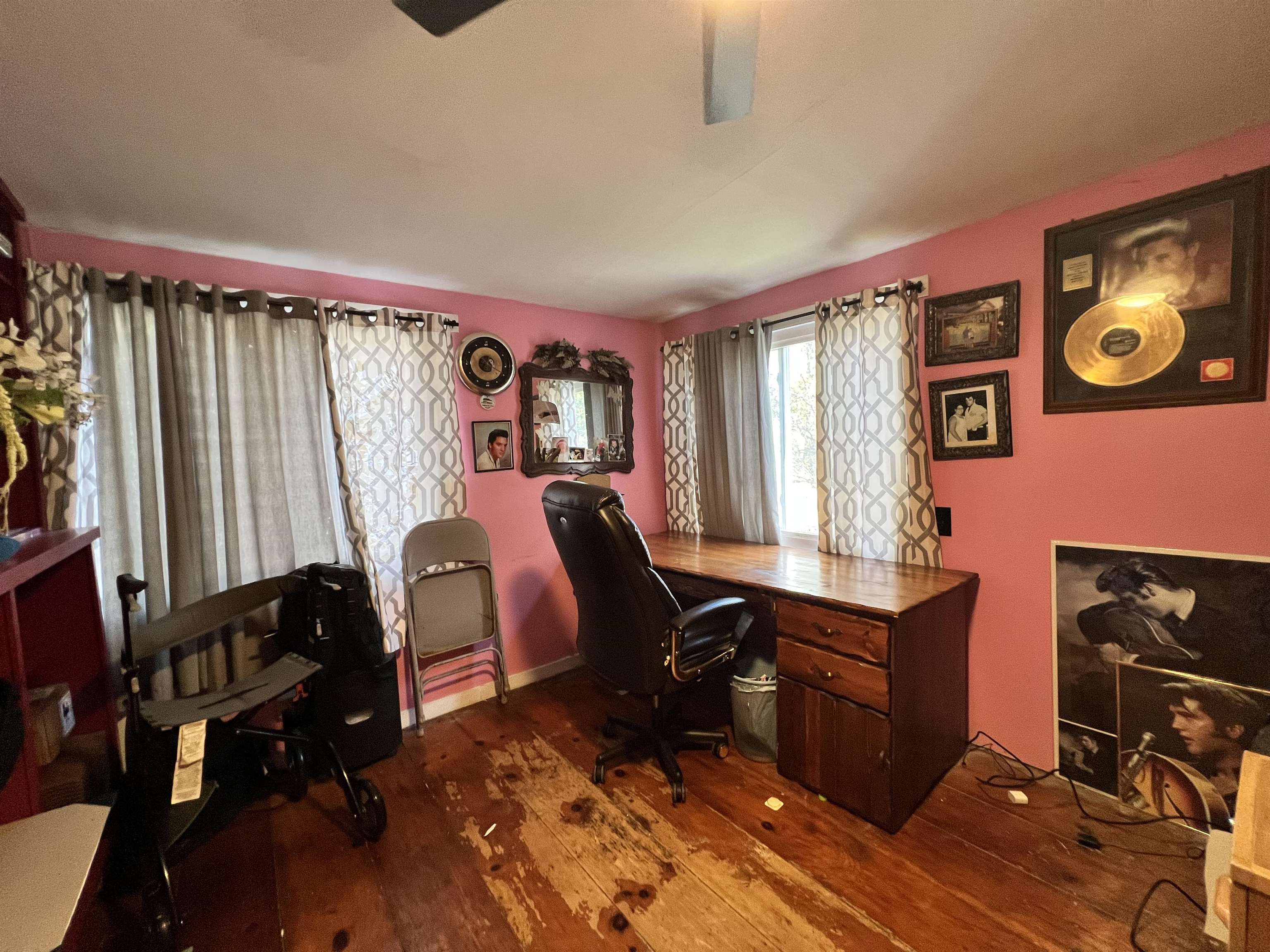 property viewer photo 9