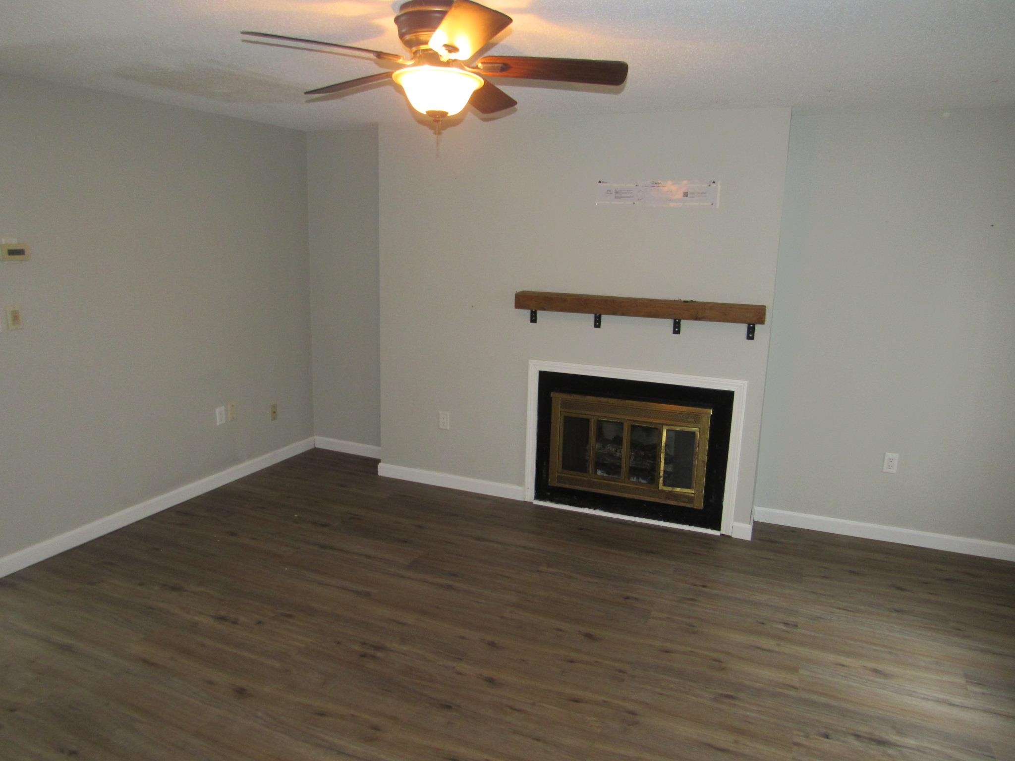 property viewer photo 12
