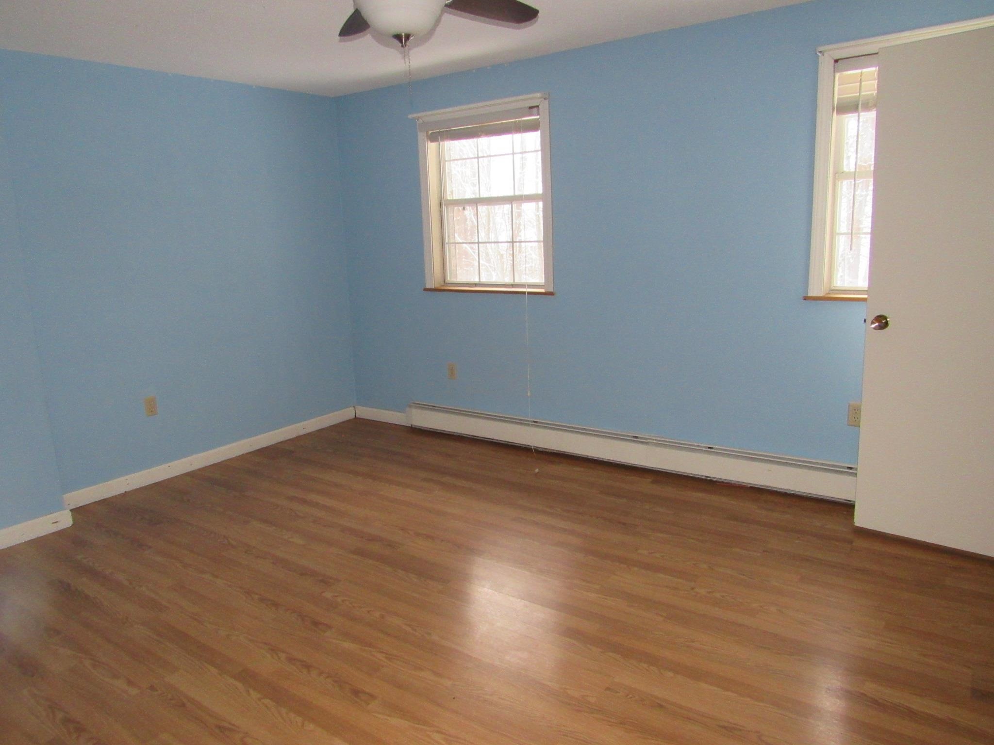 property viewer photo 16