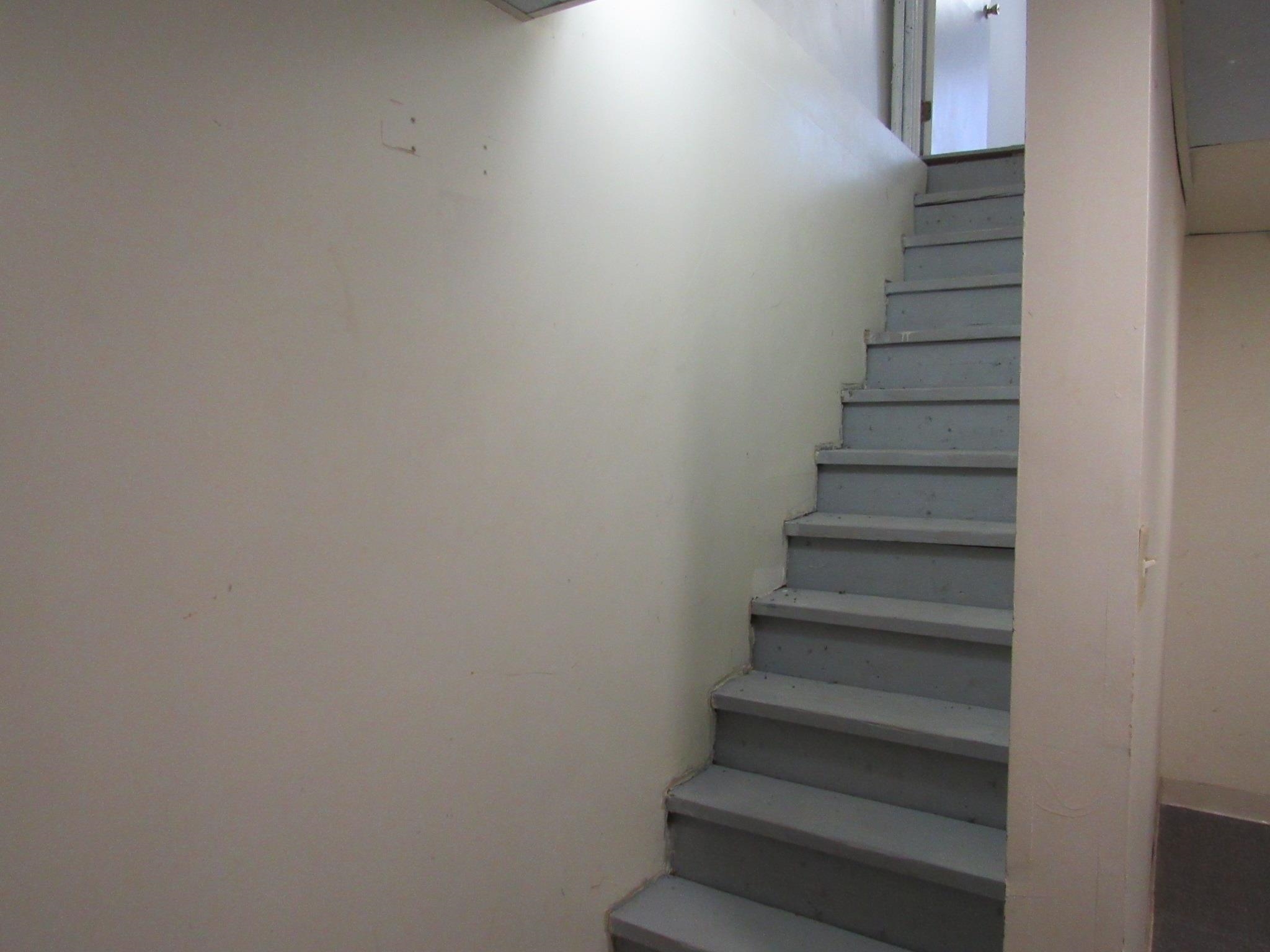 property viewer photo 18