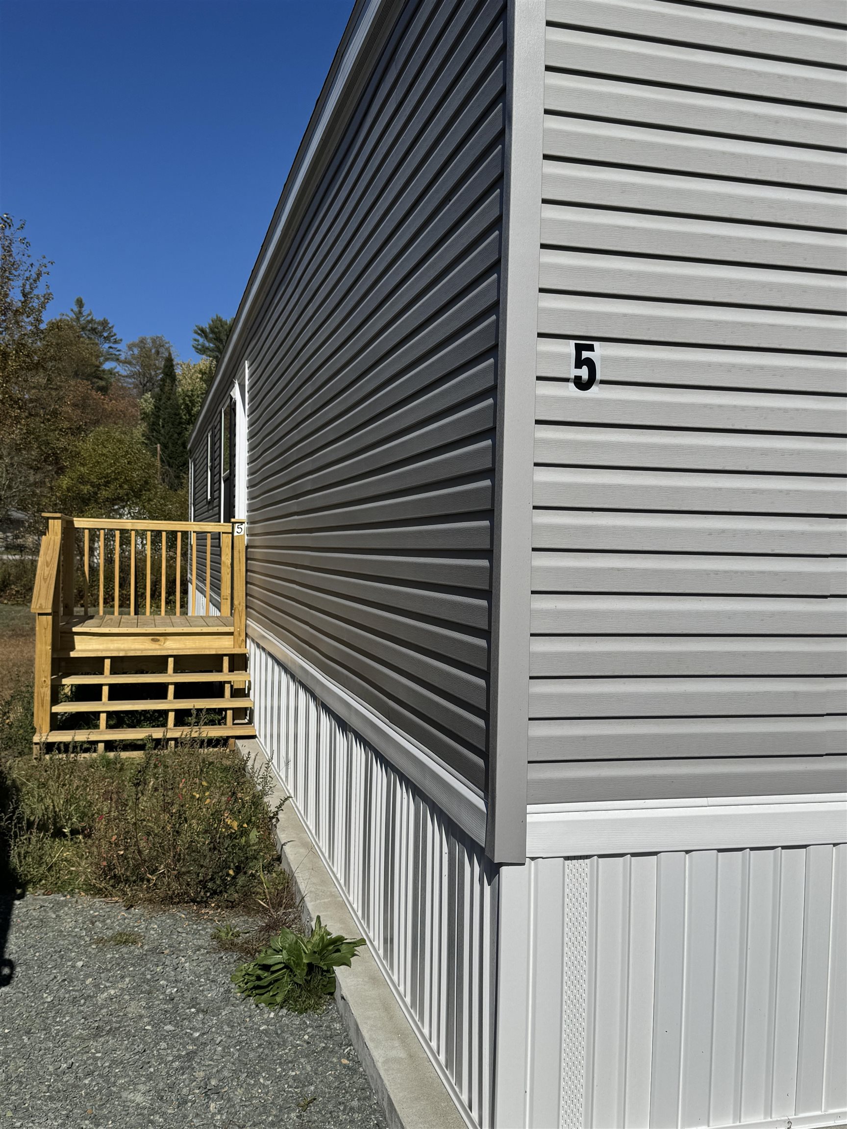 property viewer photo 2