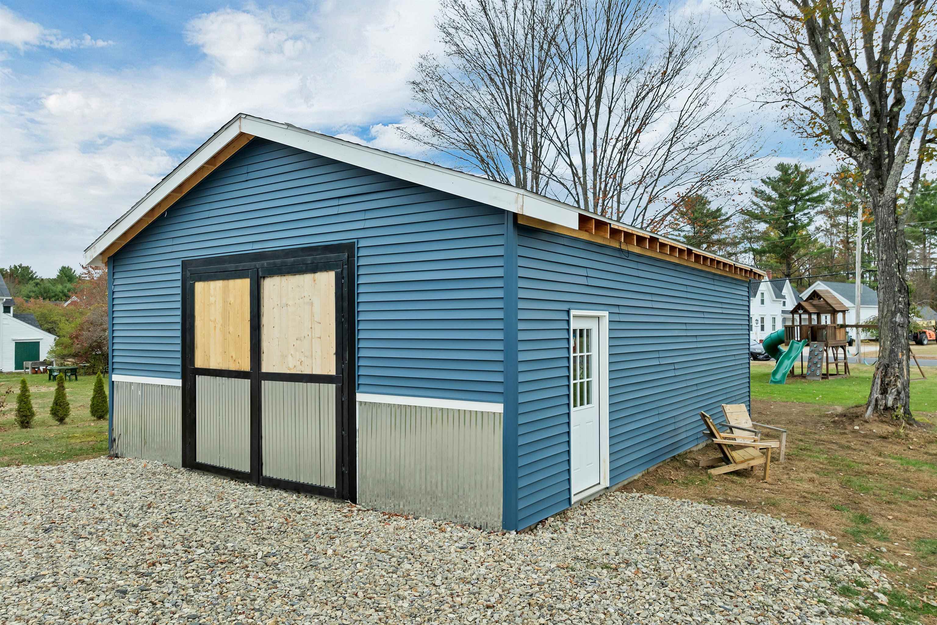 main property photo 58