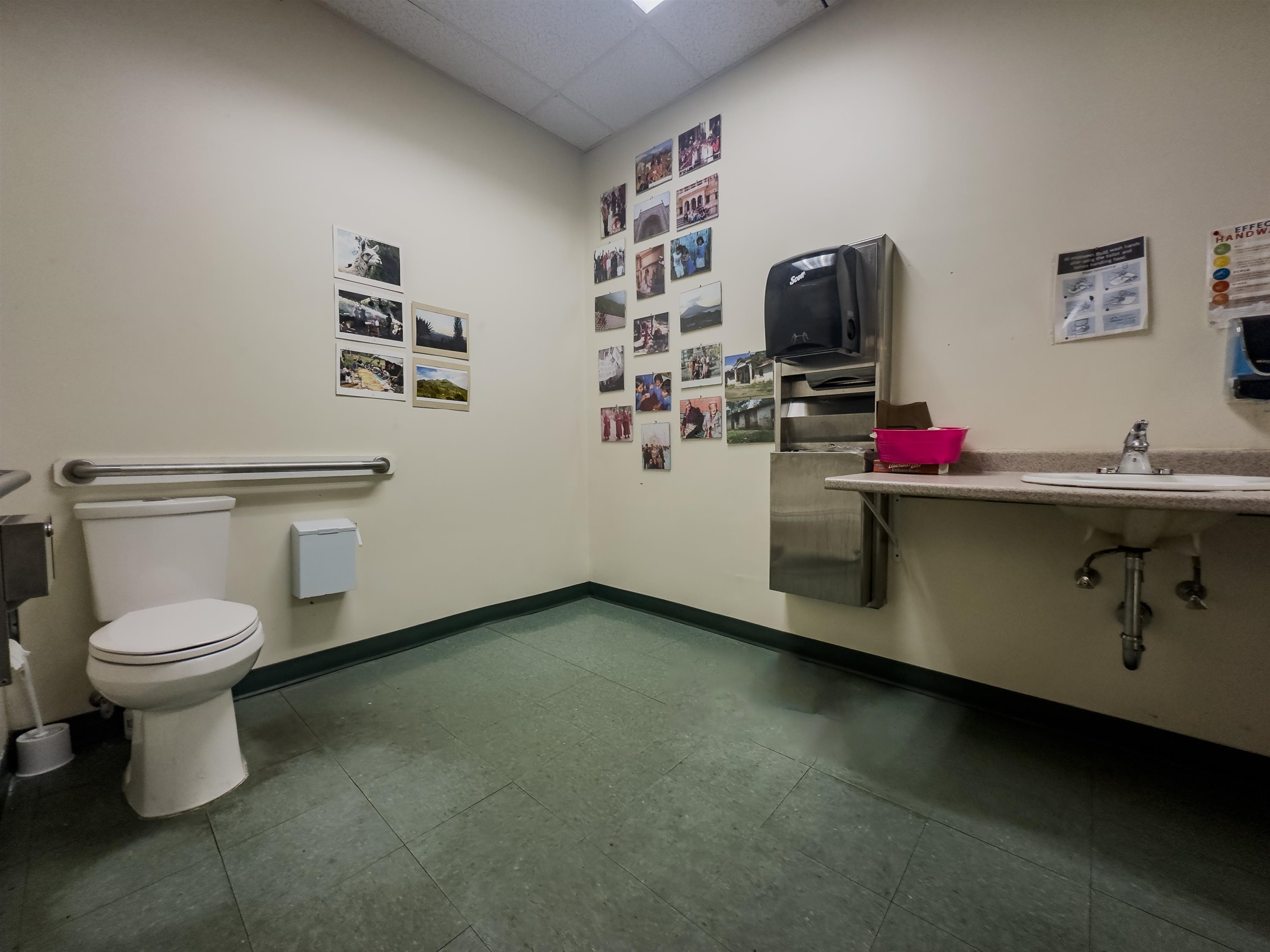 main property photo 13