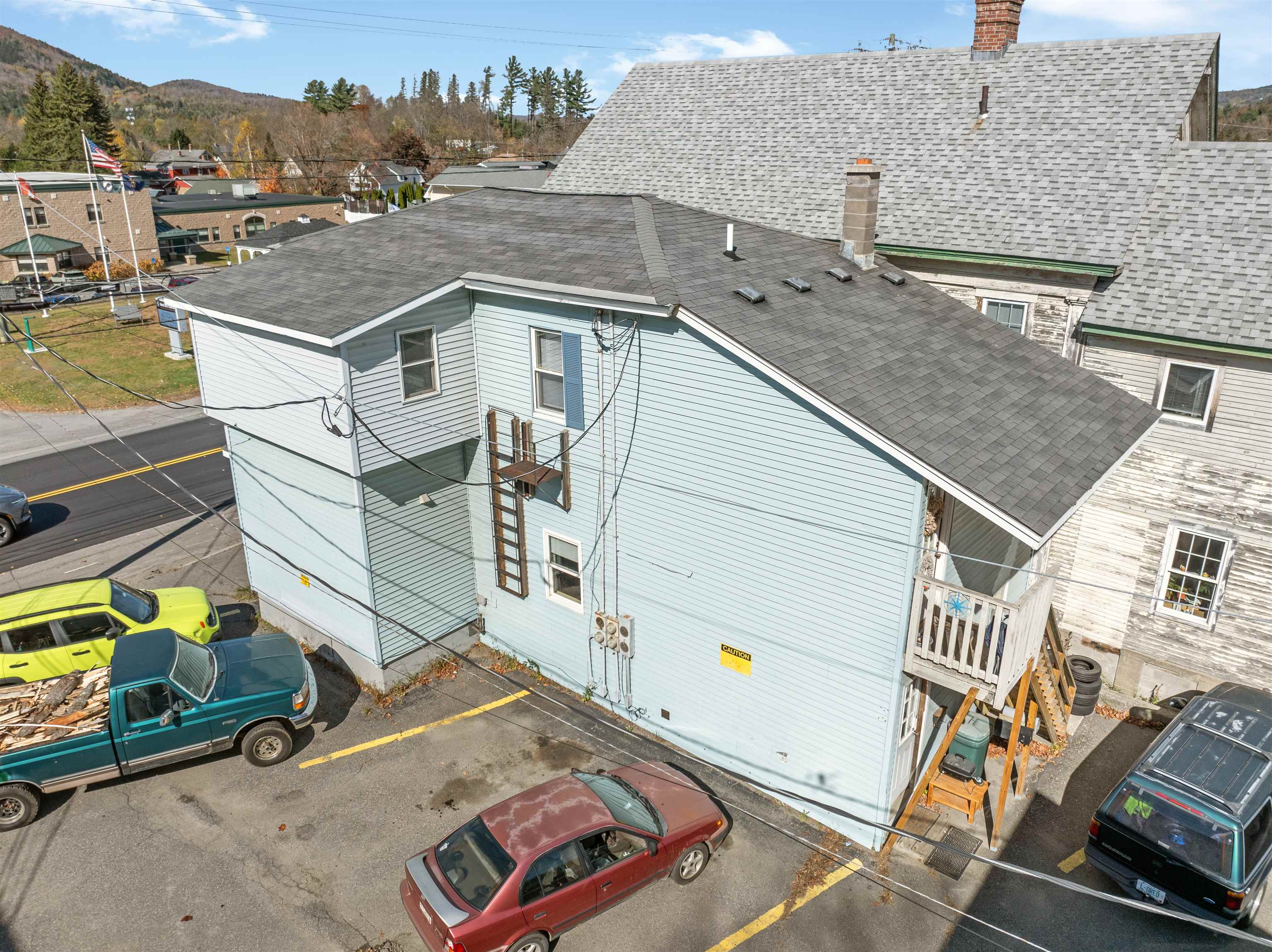 main property photo 10