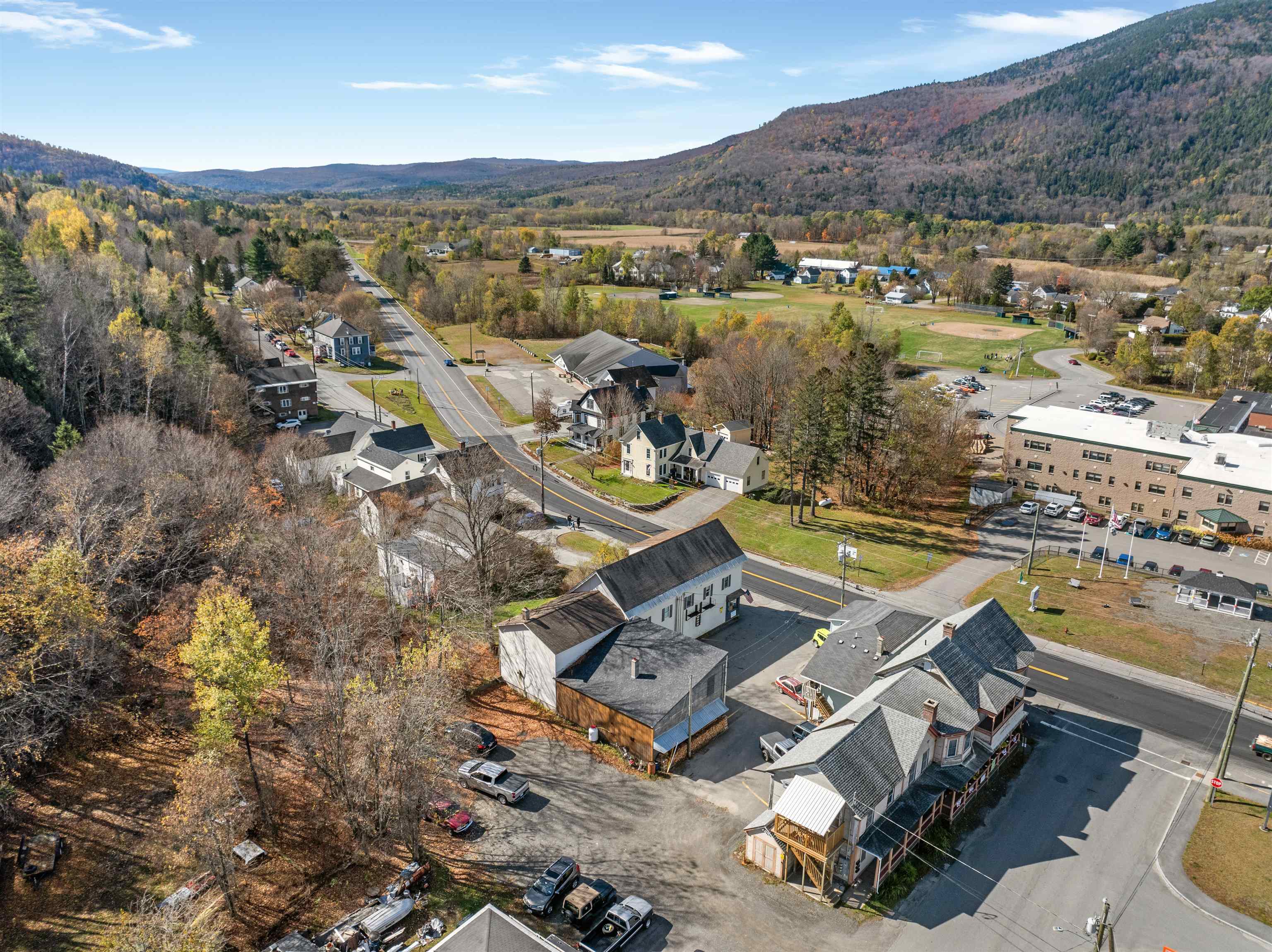 main property photo 16