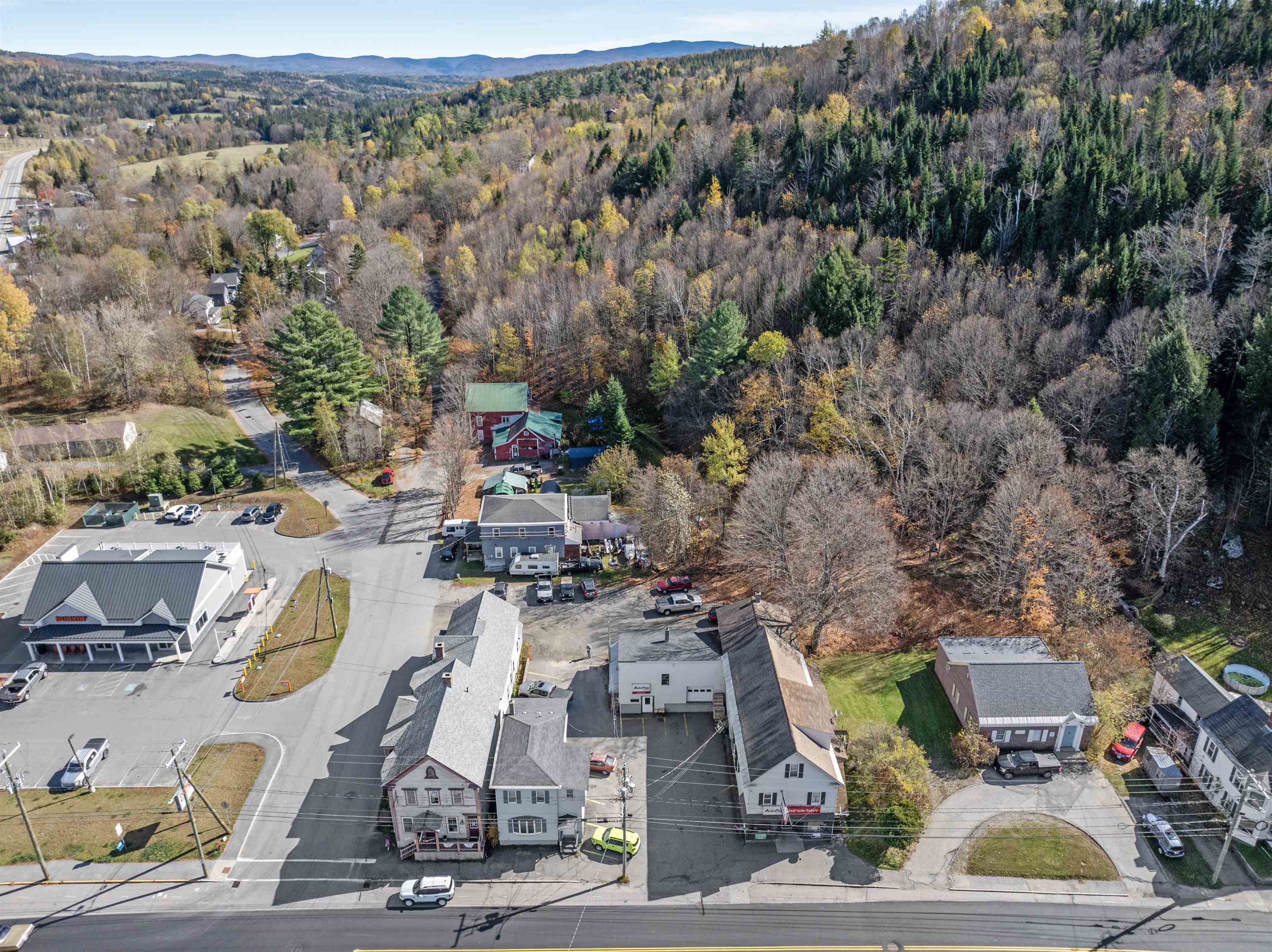 main property photo 25