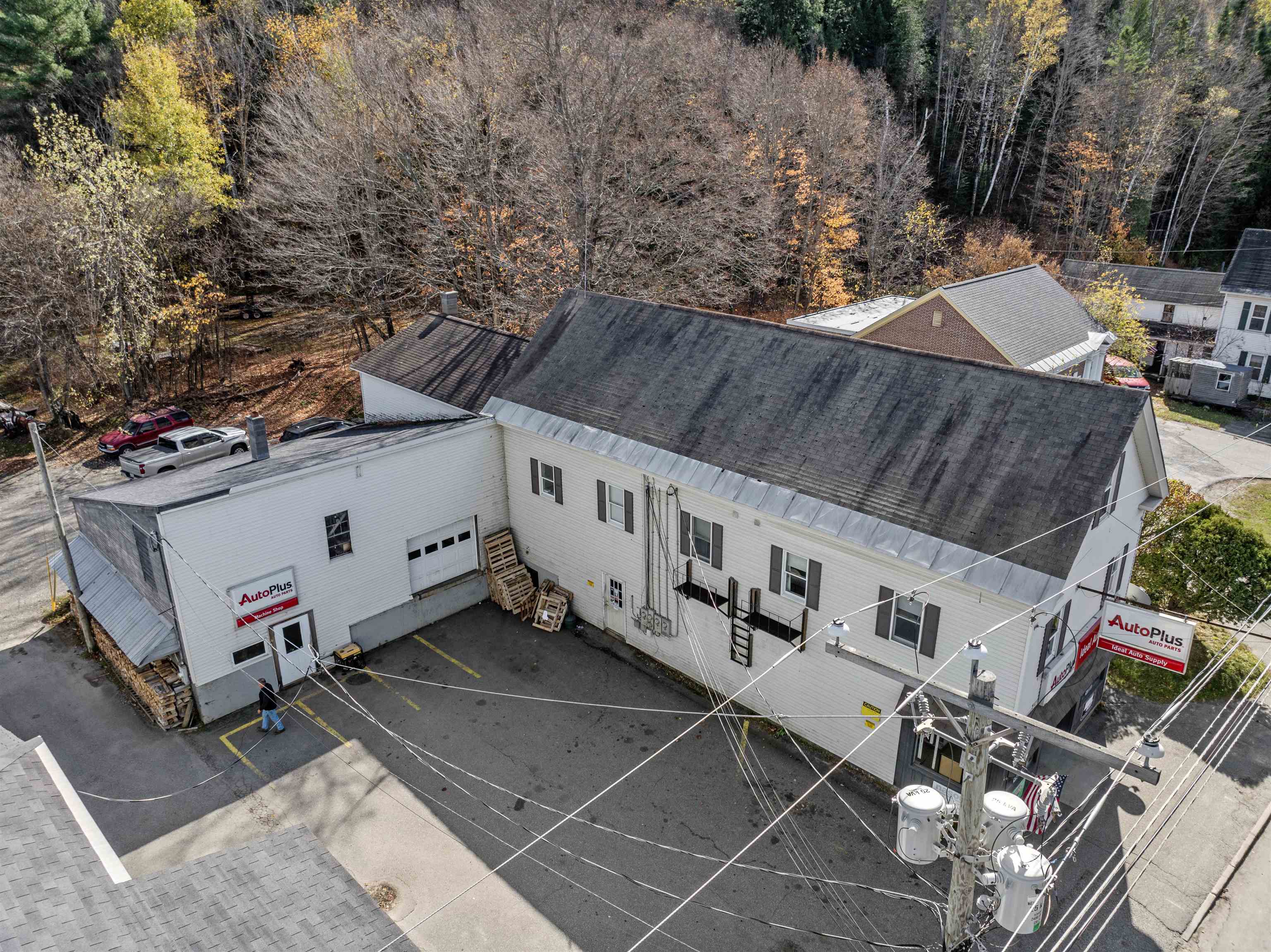 main property photo 34