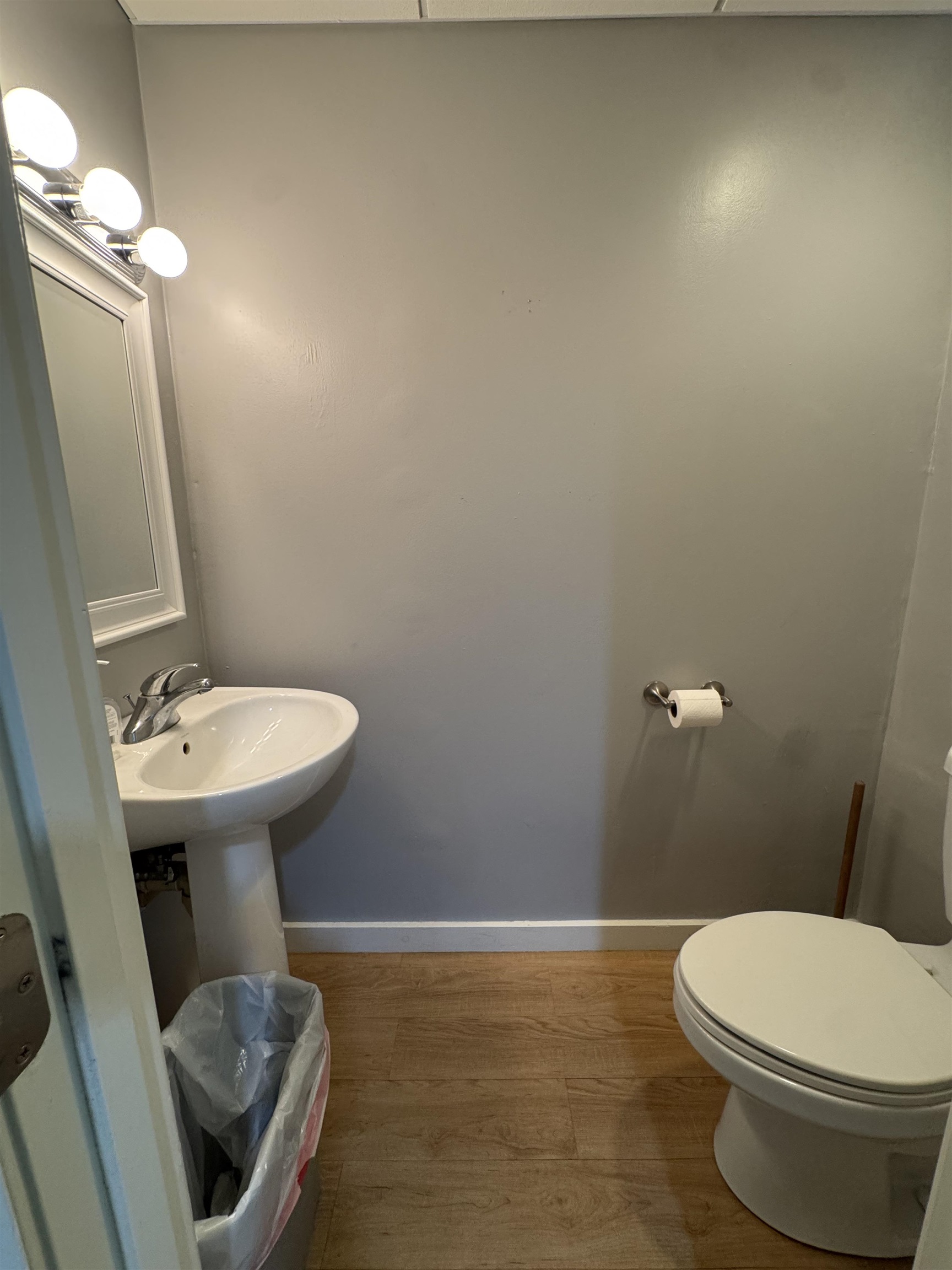 main property photo 11