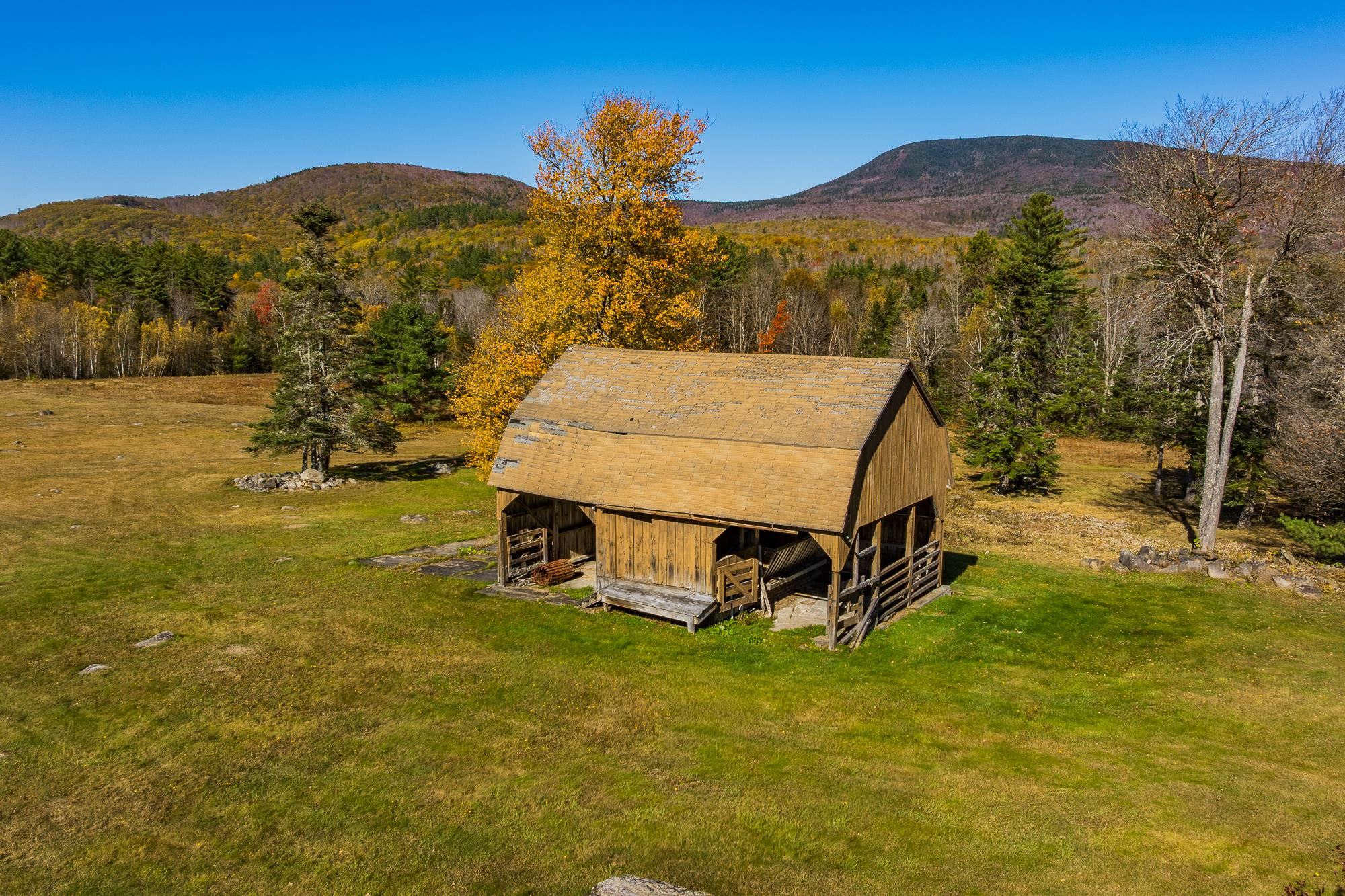 main property photo 45