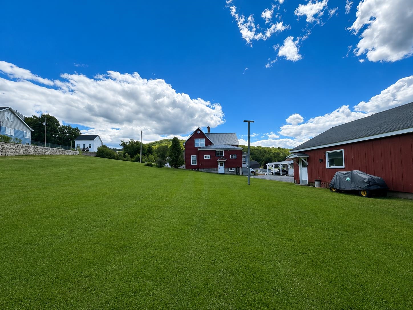 main property photo 23