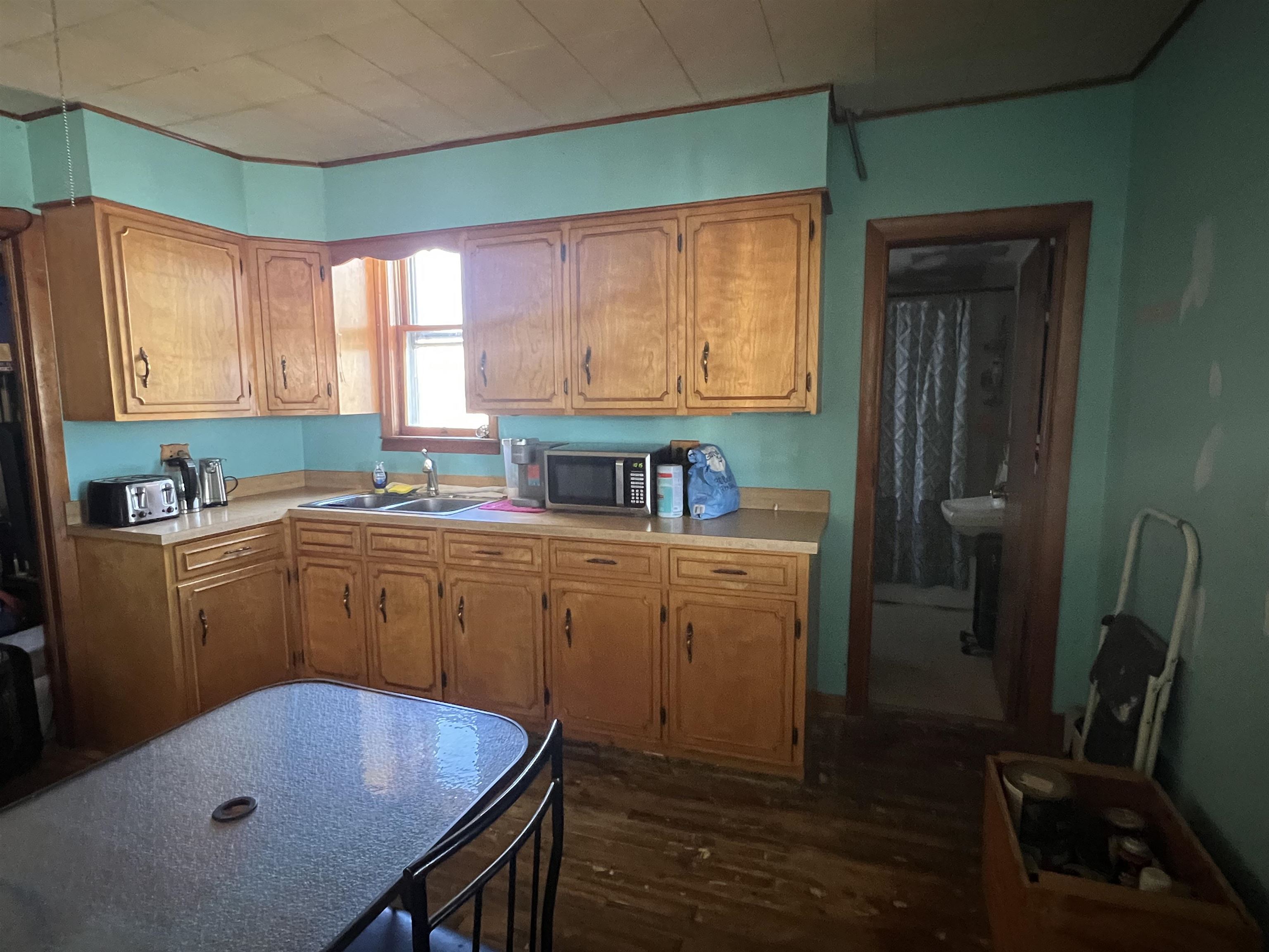 main property photo 12