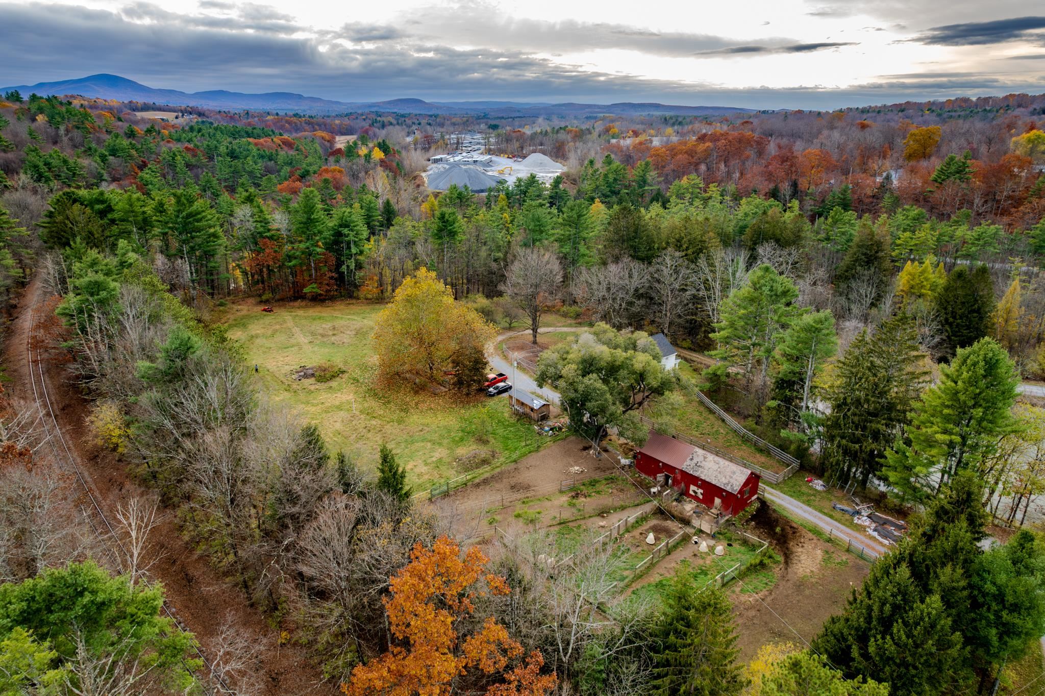main property photo 10