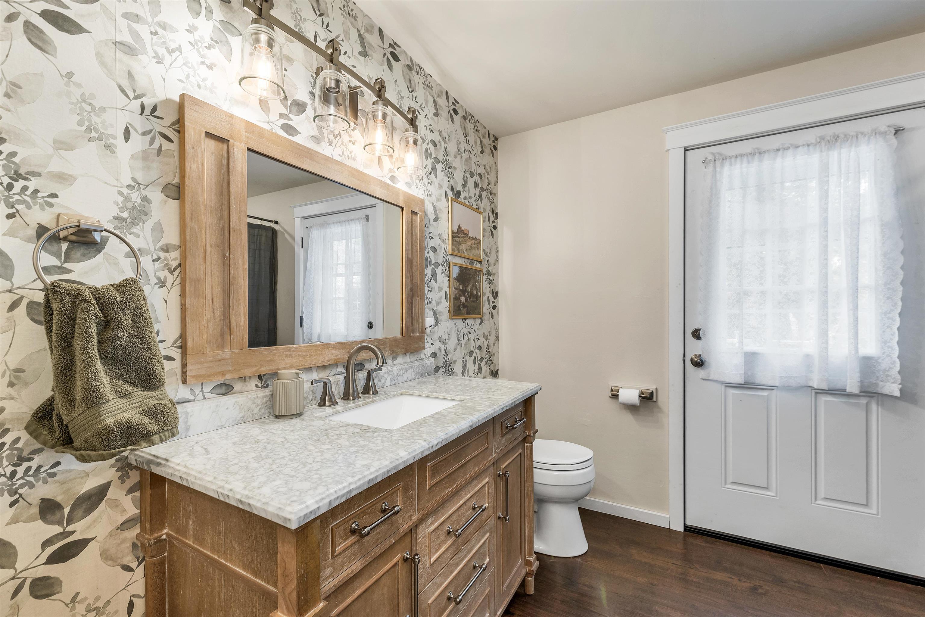 property viewer photo 38