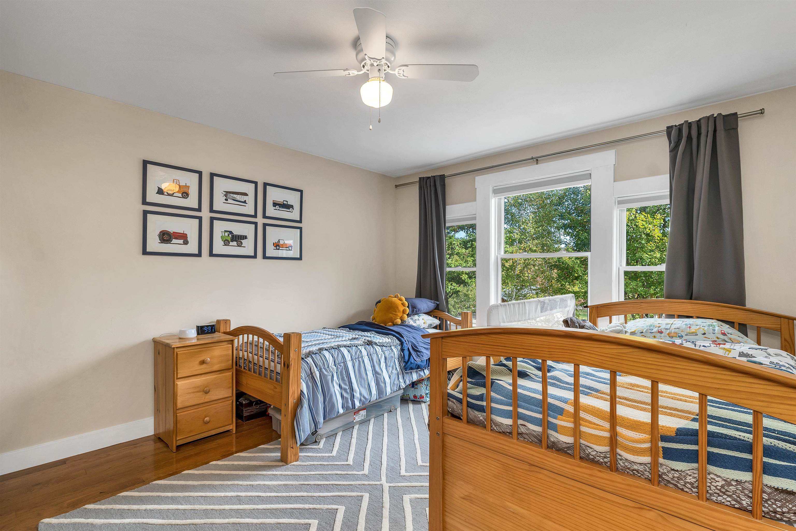property viewer photo 44