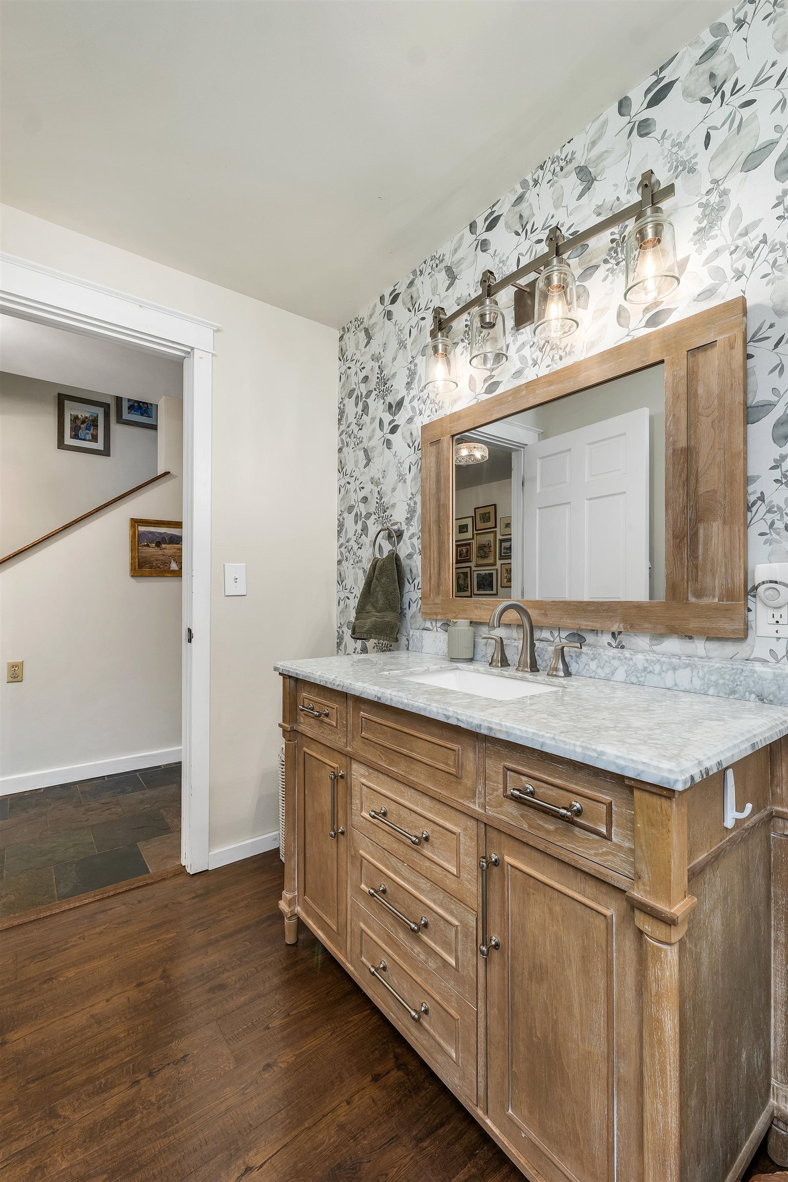 property viewer photo 52