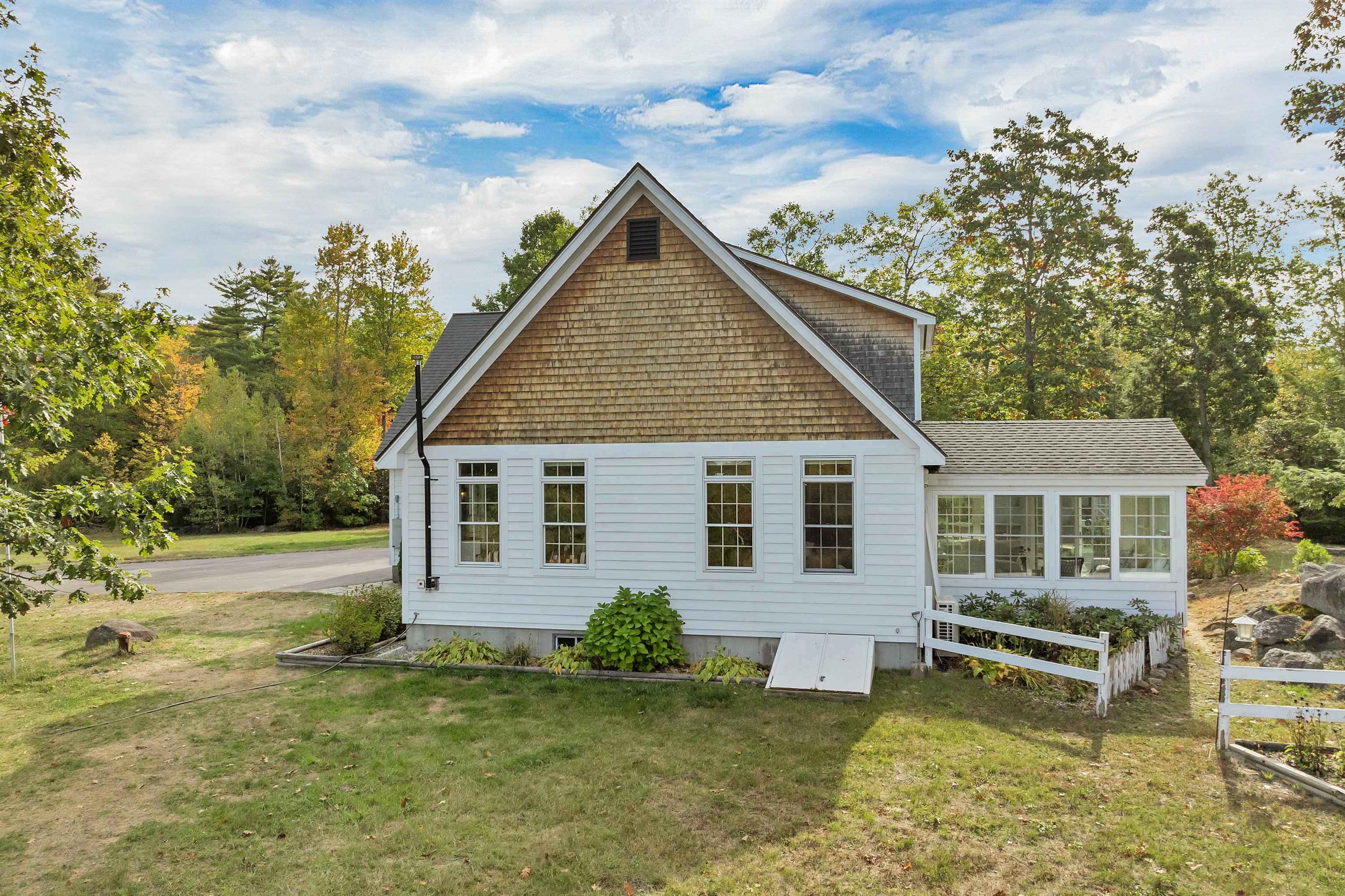 property viewer photo 8