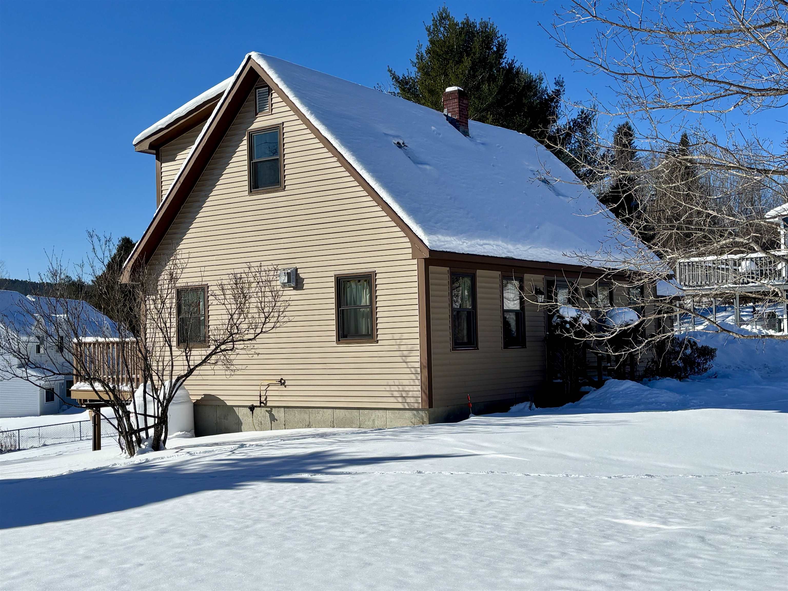 property viewer photo 1