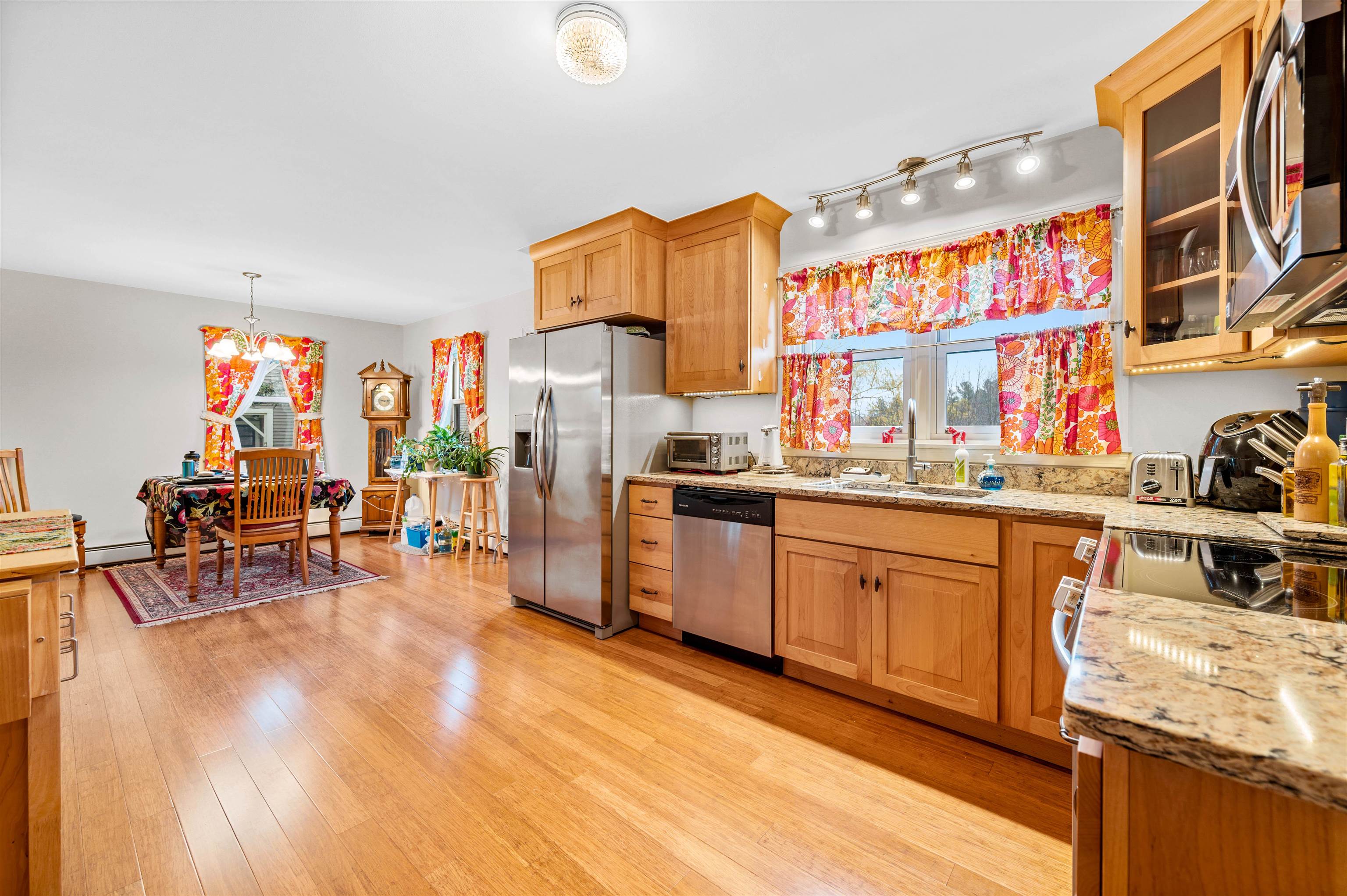 property viewer photo 12