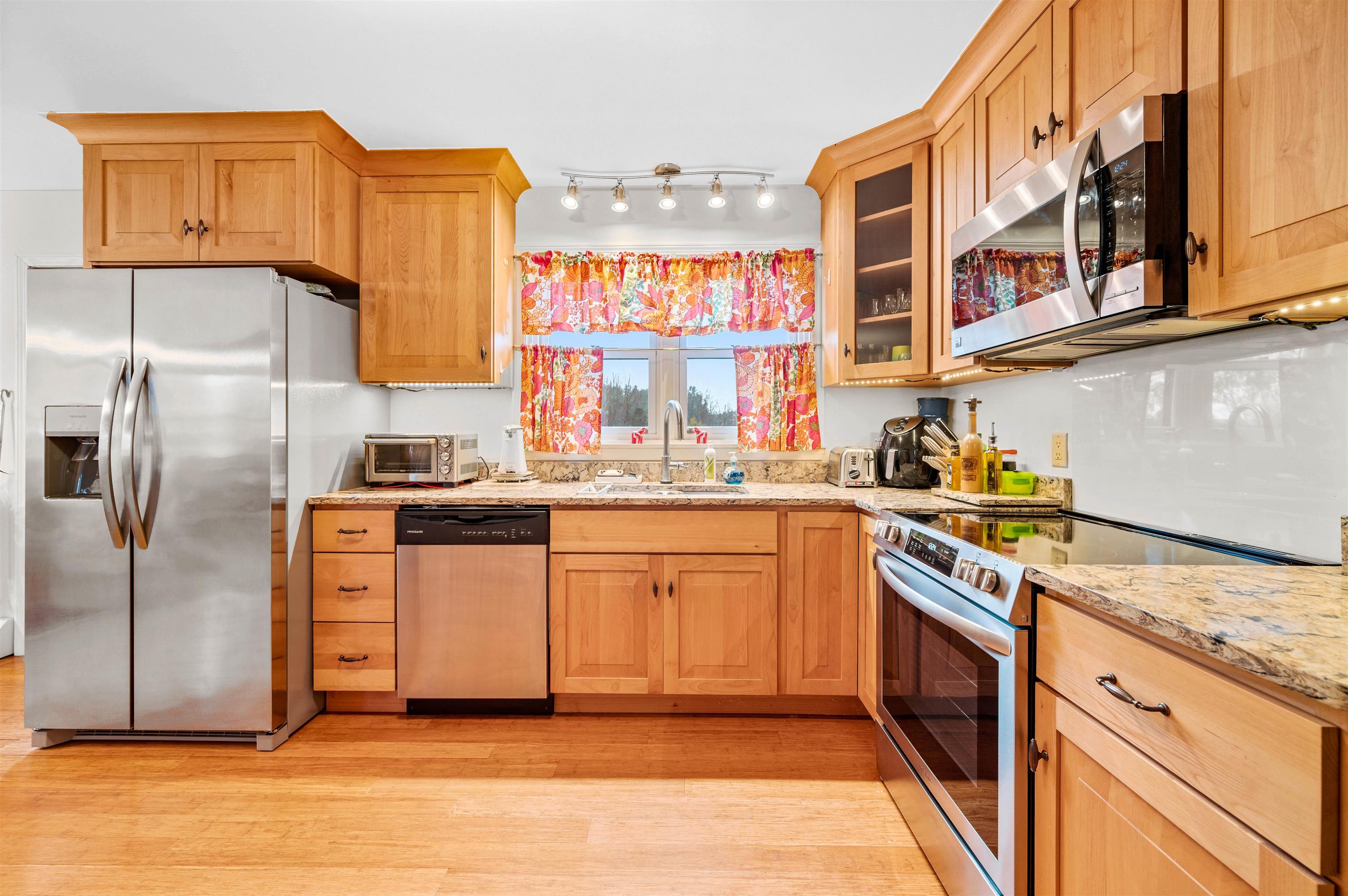 property viewer photo 13