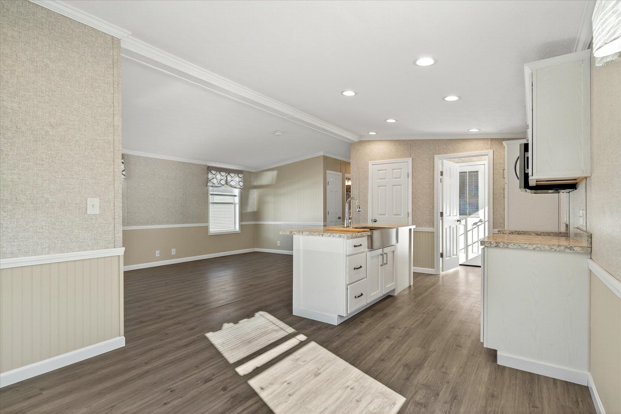 property viewer photo 17