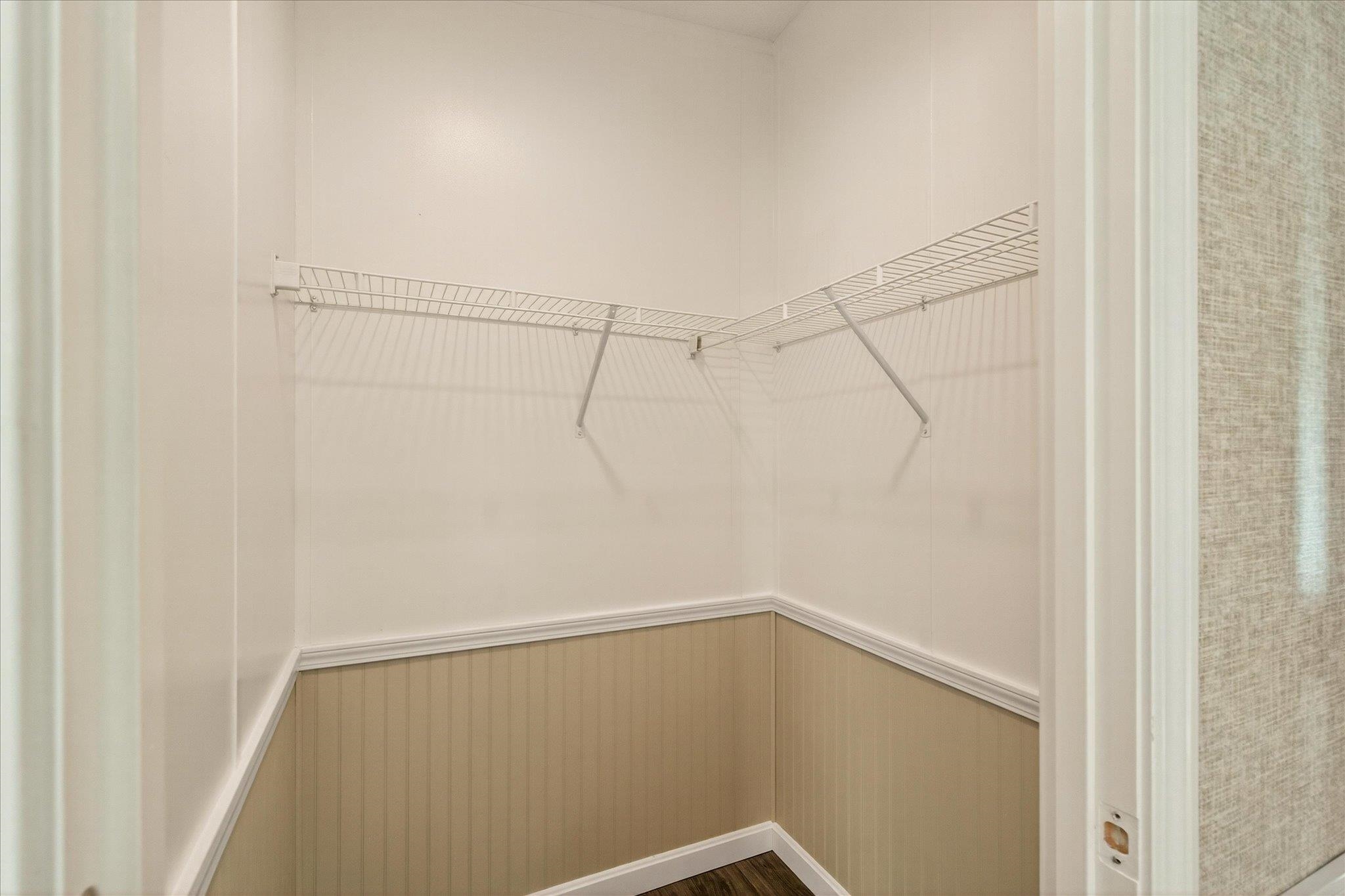 property viewer photo 28